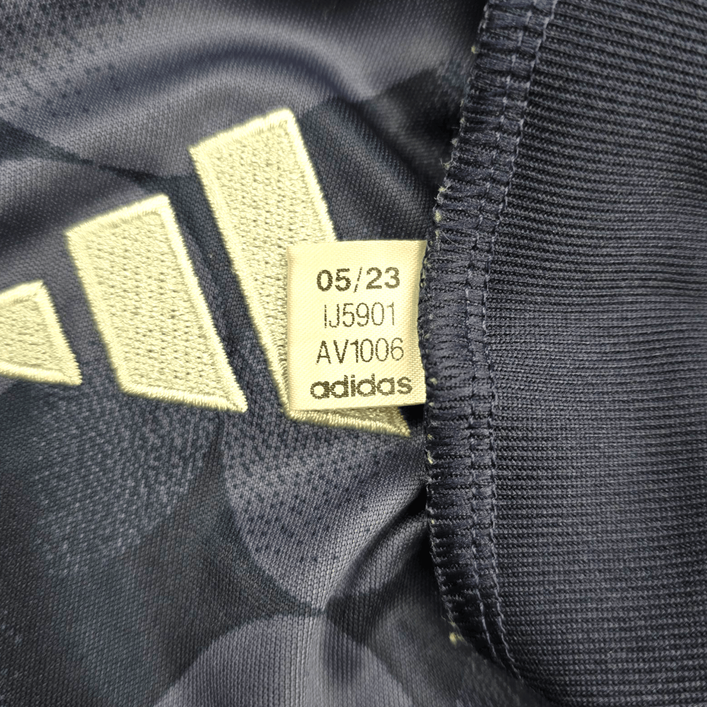 2023/24 Real Madrid Away Football Shirt (L) Adidas #5 Bellingham