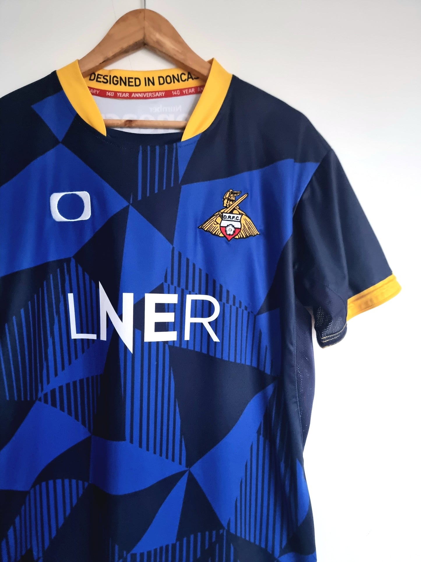 Elite Pro Sports Doncaster Rovers 19/20 140th Anniversary Away Shirt XL