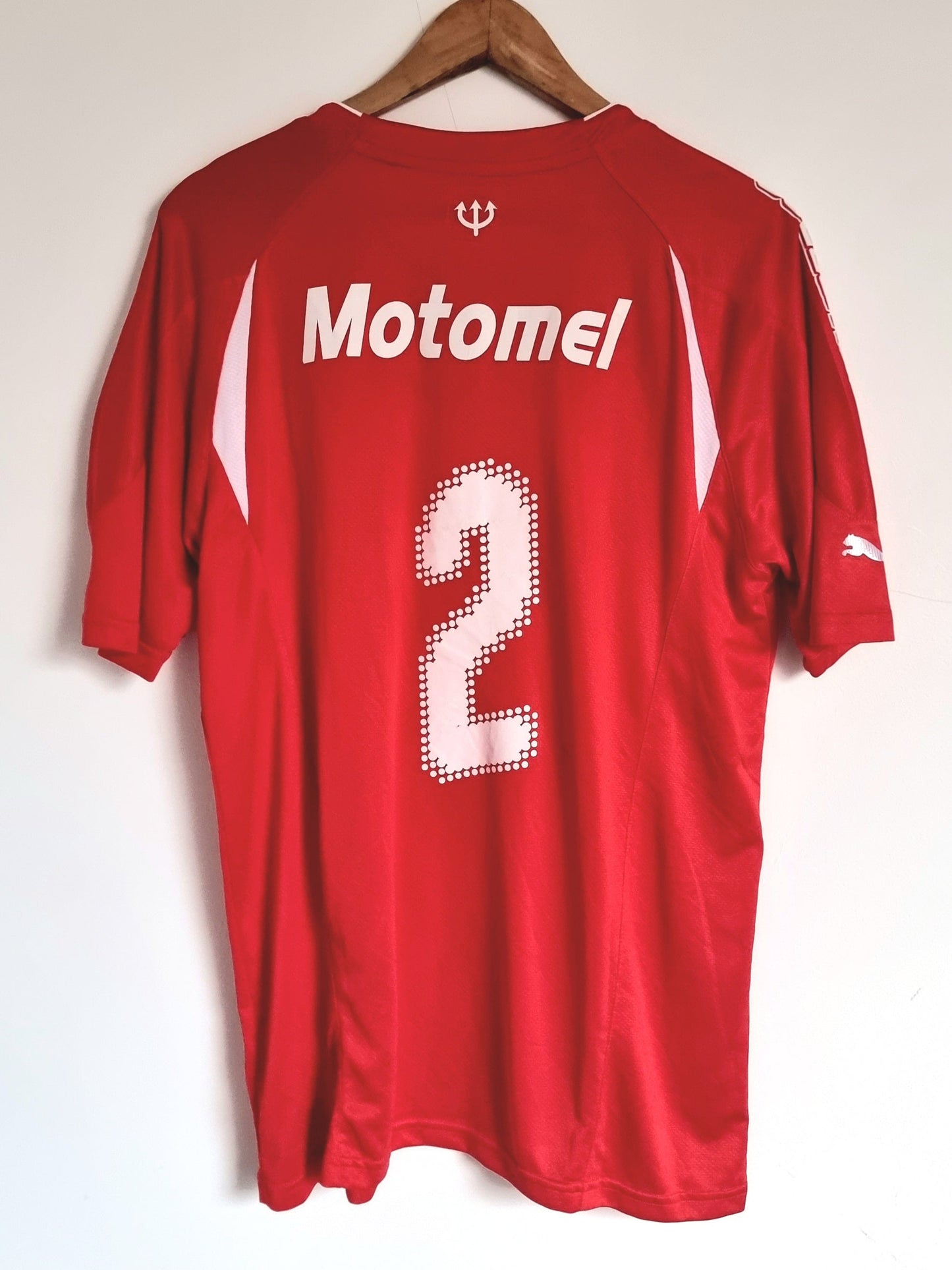 Puma Independiente 10/12 '2 (Velaquez)' Home Shirt Large