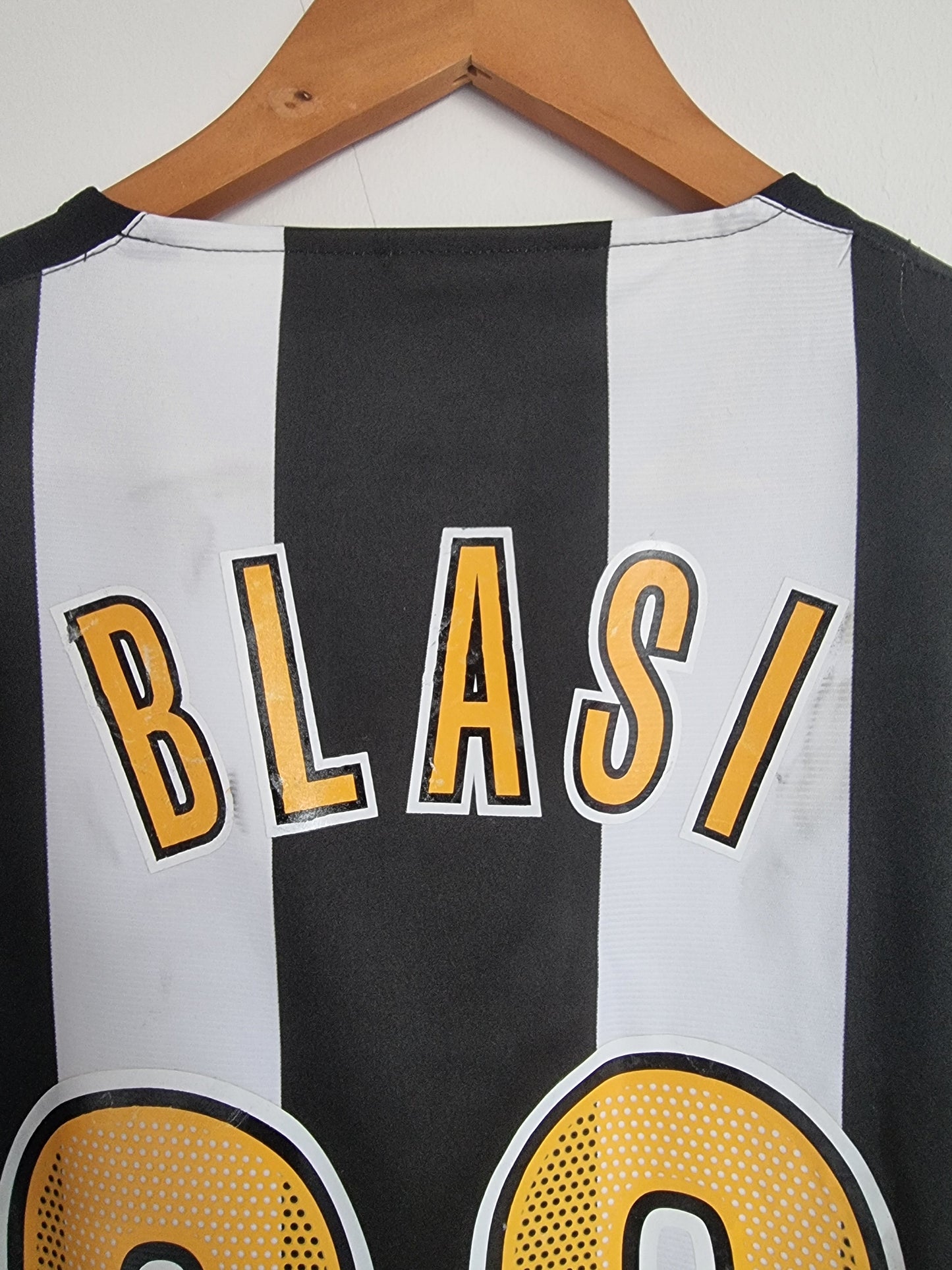 Nike Juventus 04/05 'Blasi 20' Match Issue Home Shirt Large