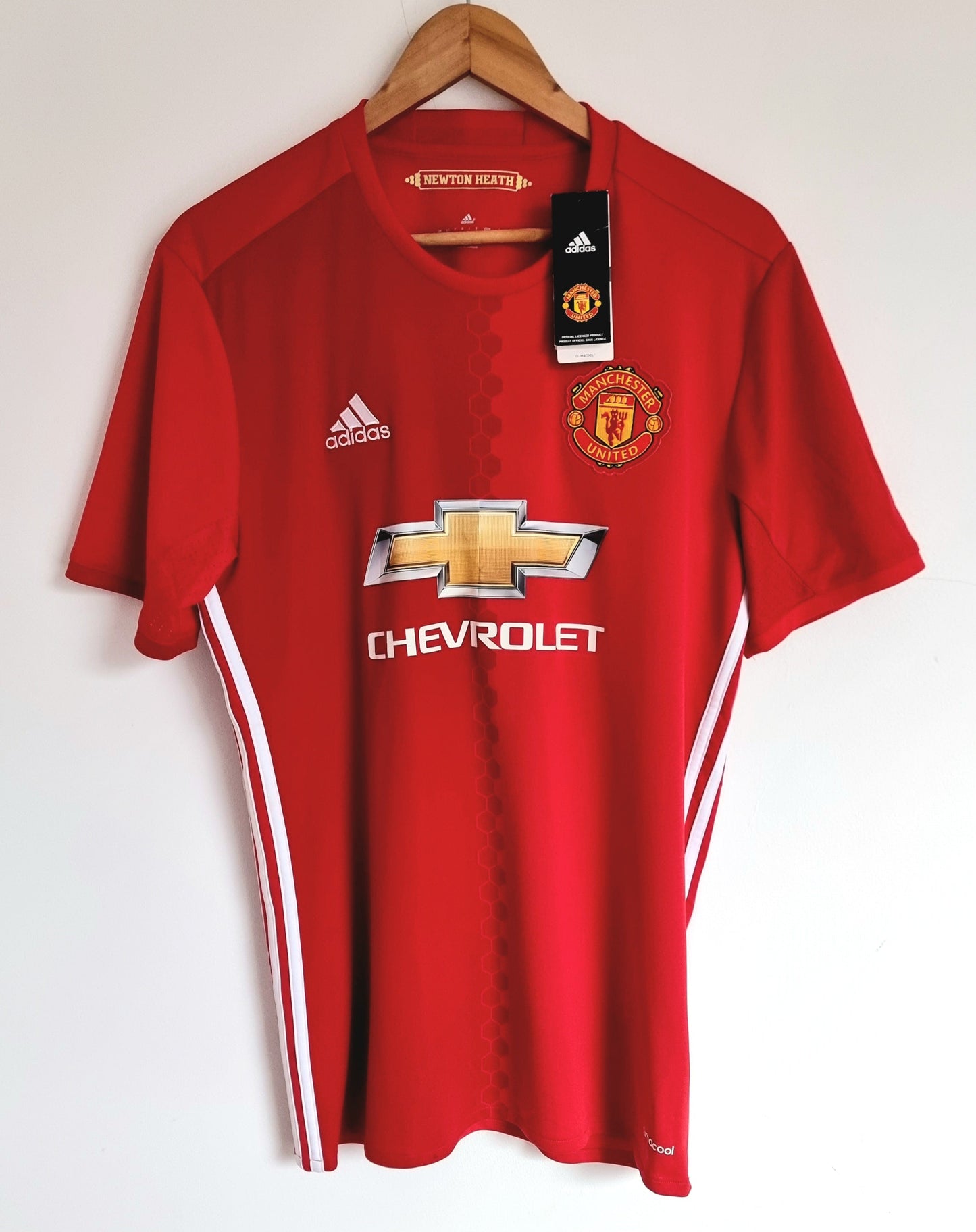 Adidas BNWT Manchester United 16/17 Home Shirt Large