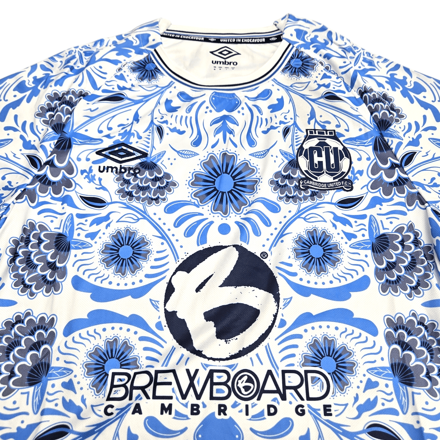 2024/25 Cambridge United Away Football Shirt (S) Umbro