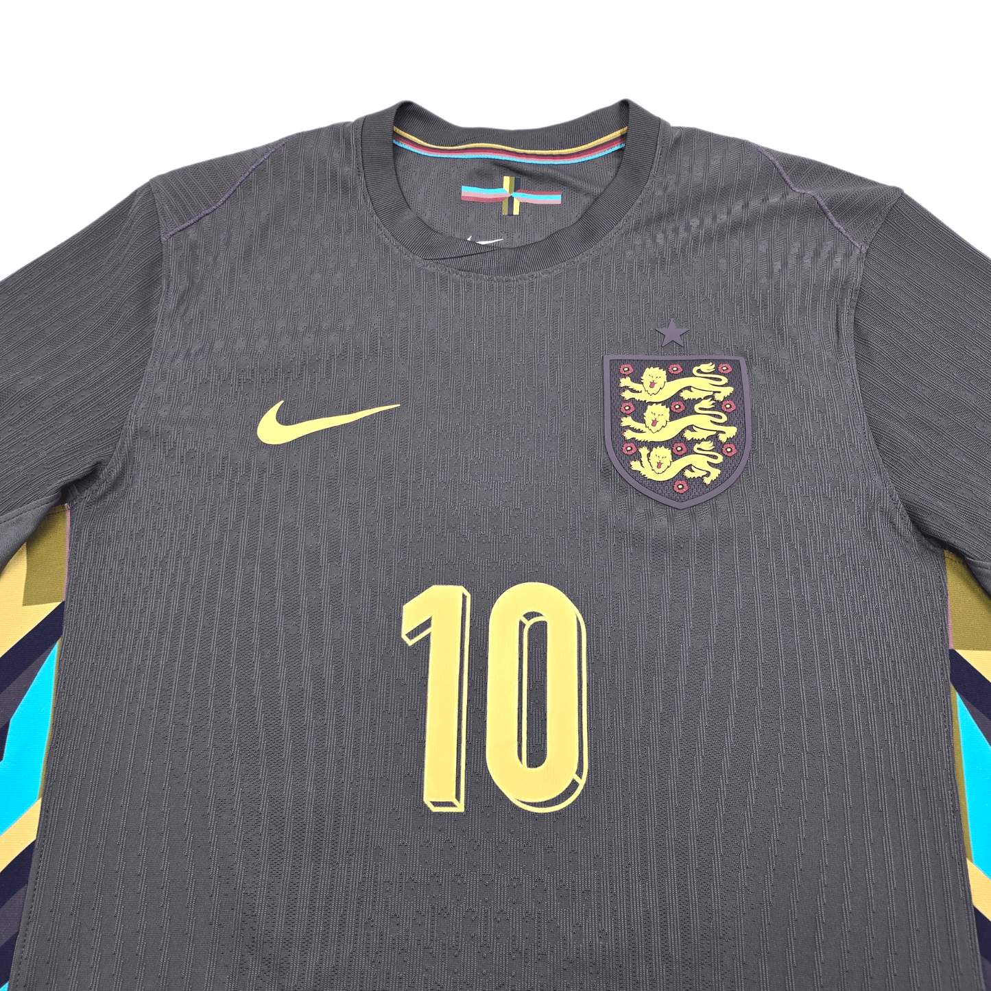 2024/25 England Away Football Shirt (M) Nike #10 Bellingham (Player Version)