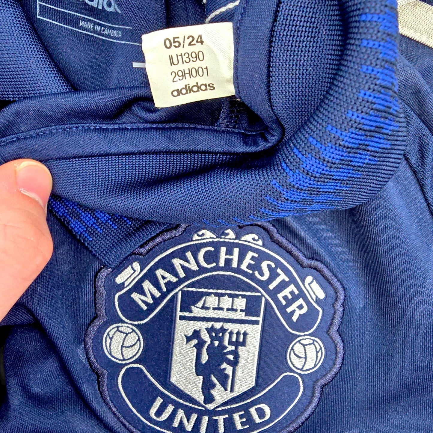 2024/25 Manchester United Away Football Shirt (S) Adidas #4 De Ligt