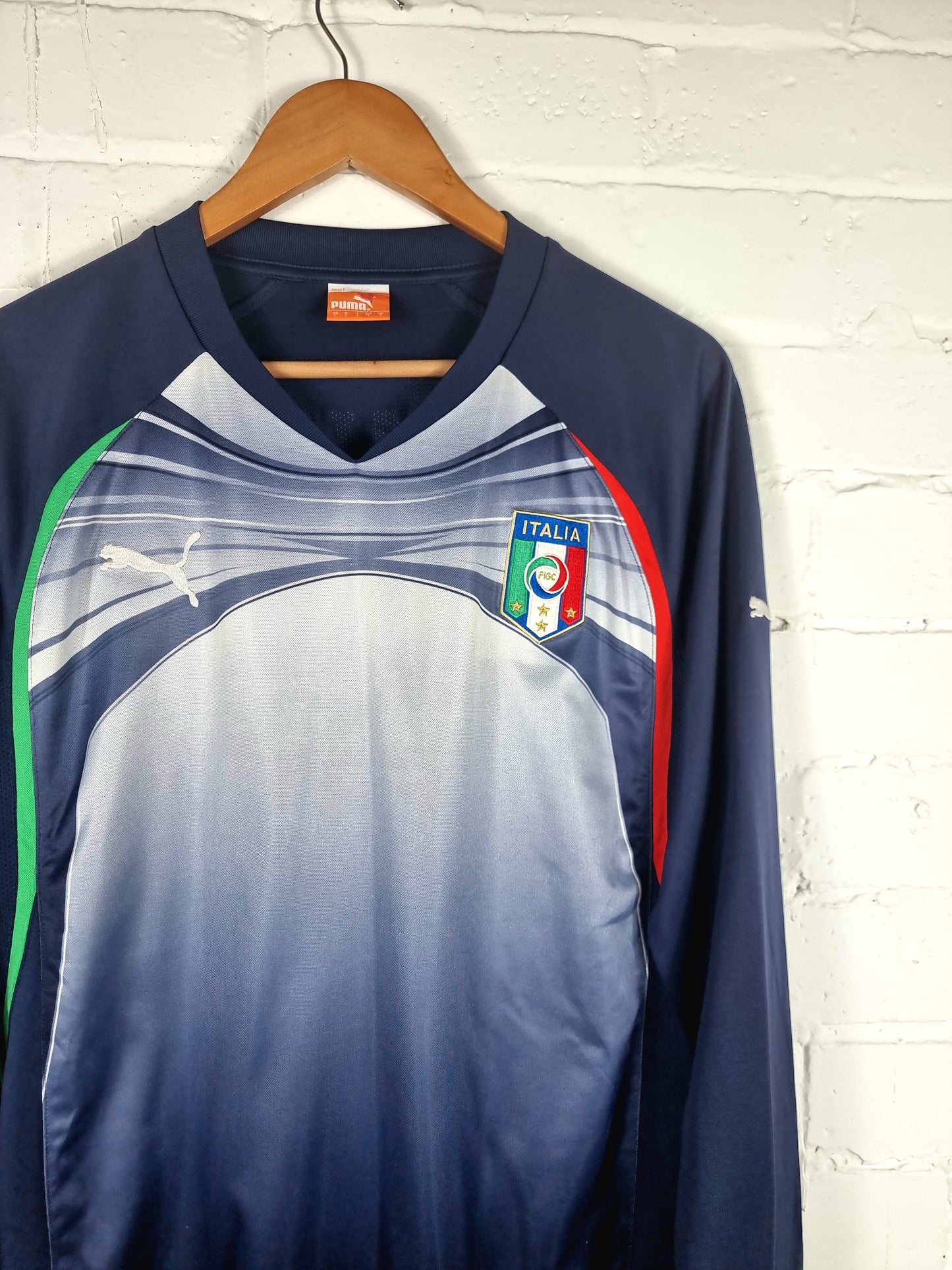 Puma Italy 2010/11 Long Sleeve Training Shirt Large