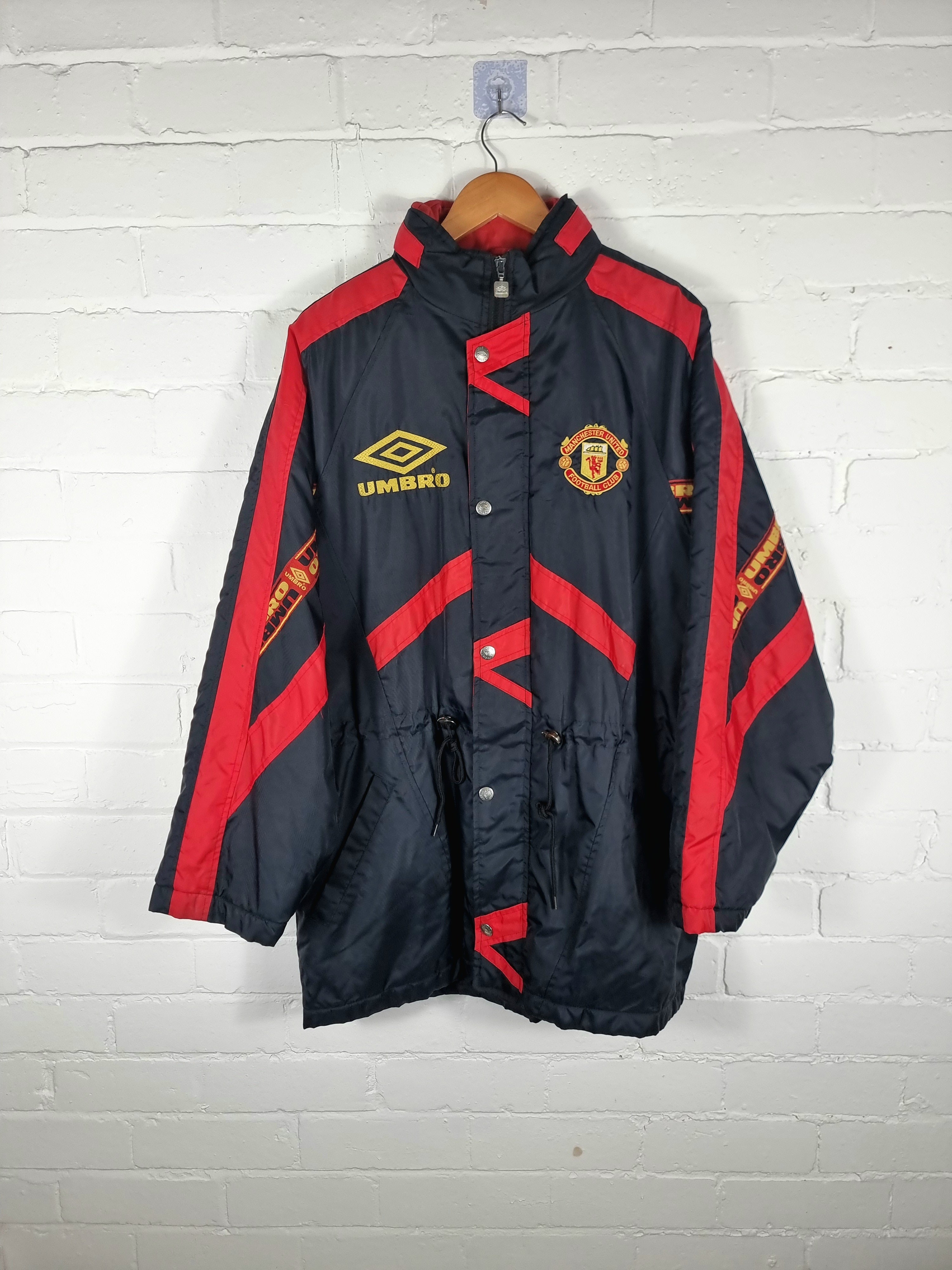 Umbro Manchester United 1996/97 Bench Coat Large – Showboat