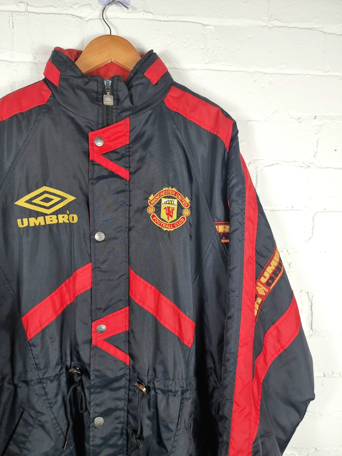Umbro Manchester United 1996/97 Bench Coat Large