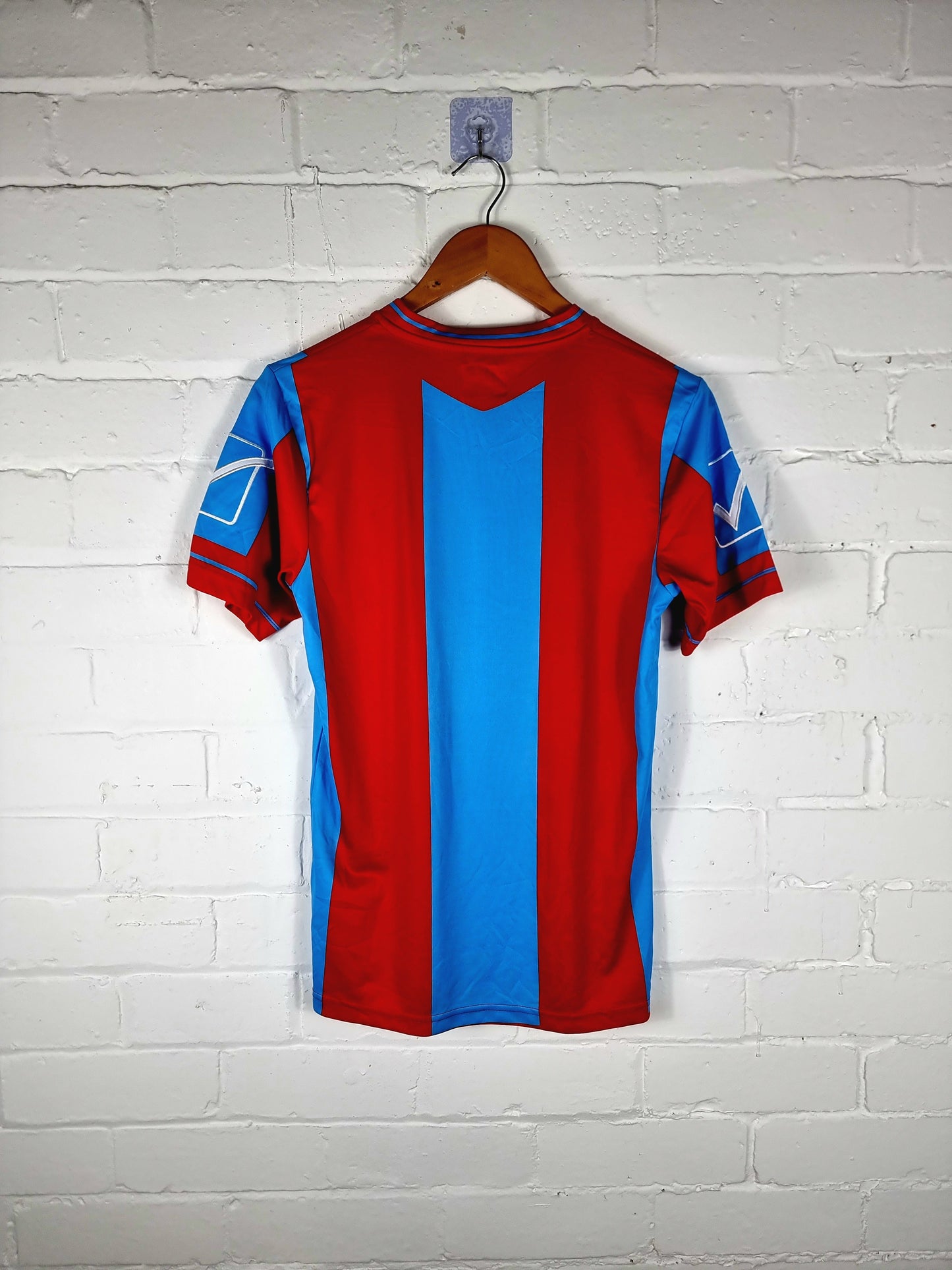Givova Catania 2018/19 Home Shirt Small