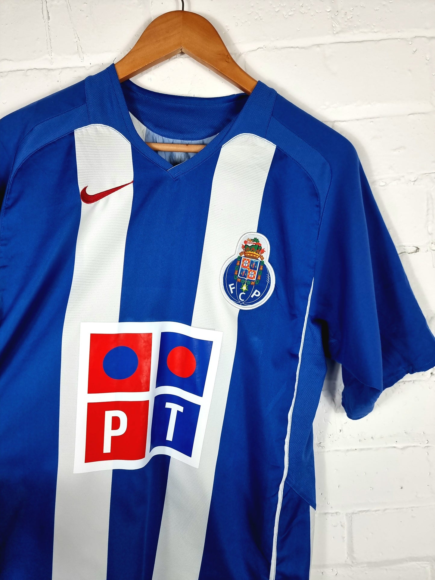 Nike Porto 2005/06 Home Shirt Medium