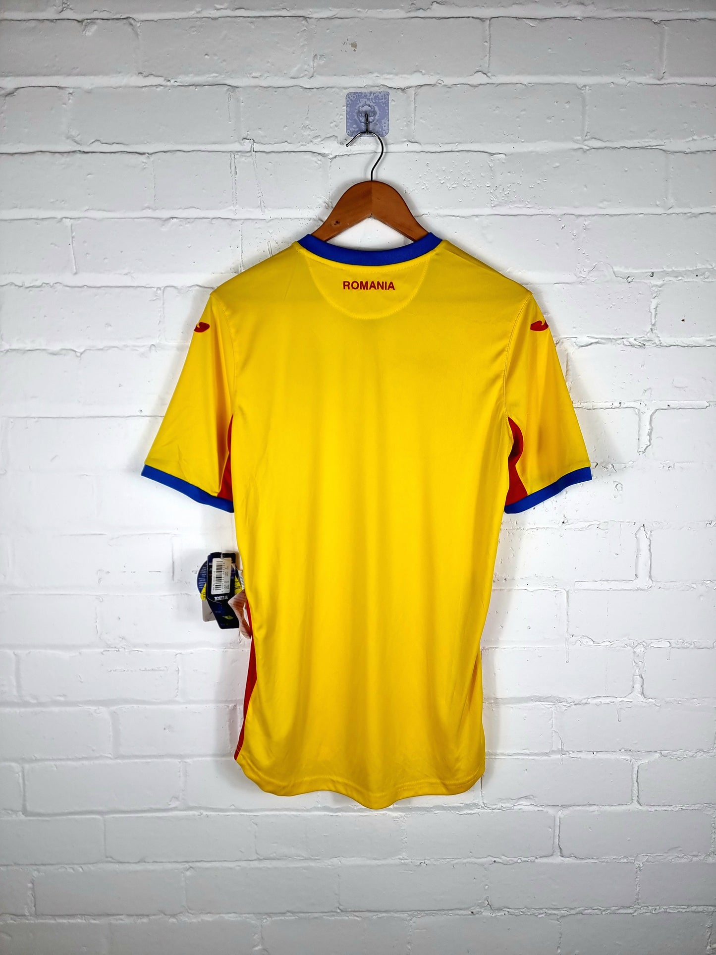 Joma Romania 2015/16 BNWT Home Shirt Small