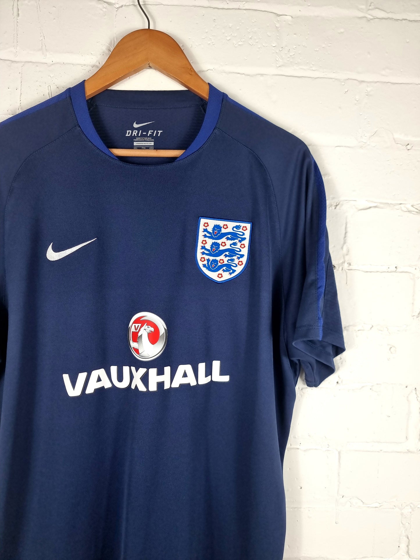 Nike England 2016/17 Training Shirt XXL