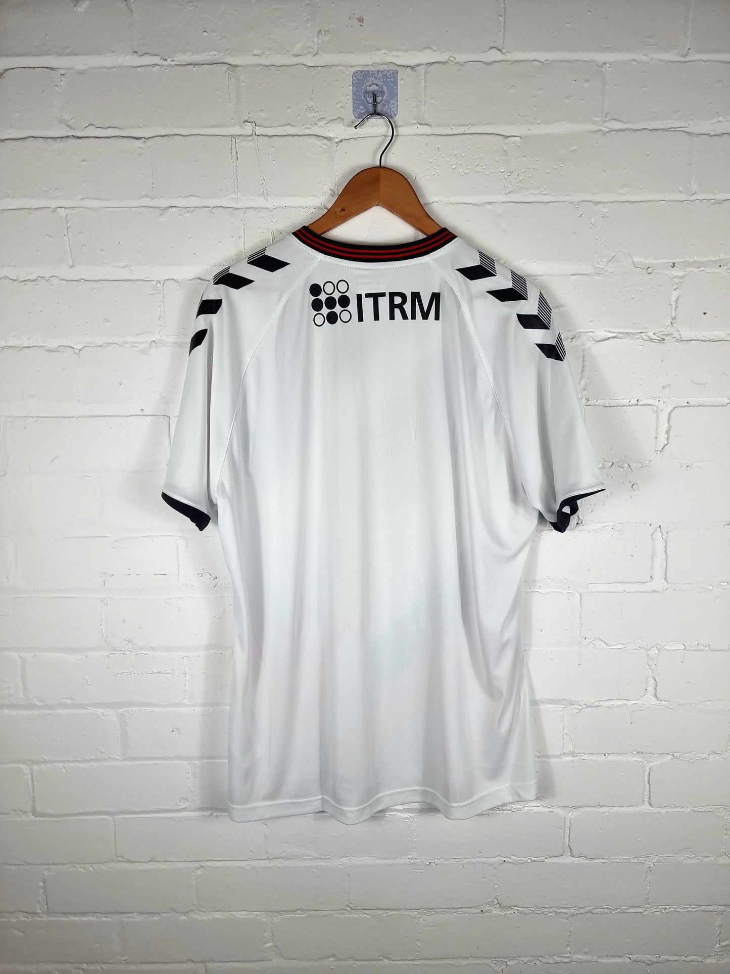 Hummel Charlton Athletic 2021/22 Away Shirt XXL