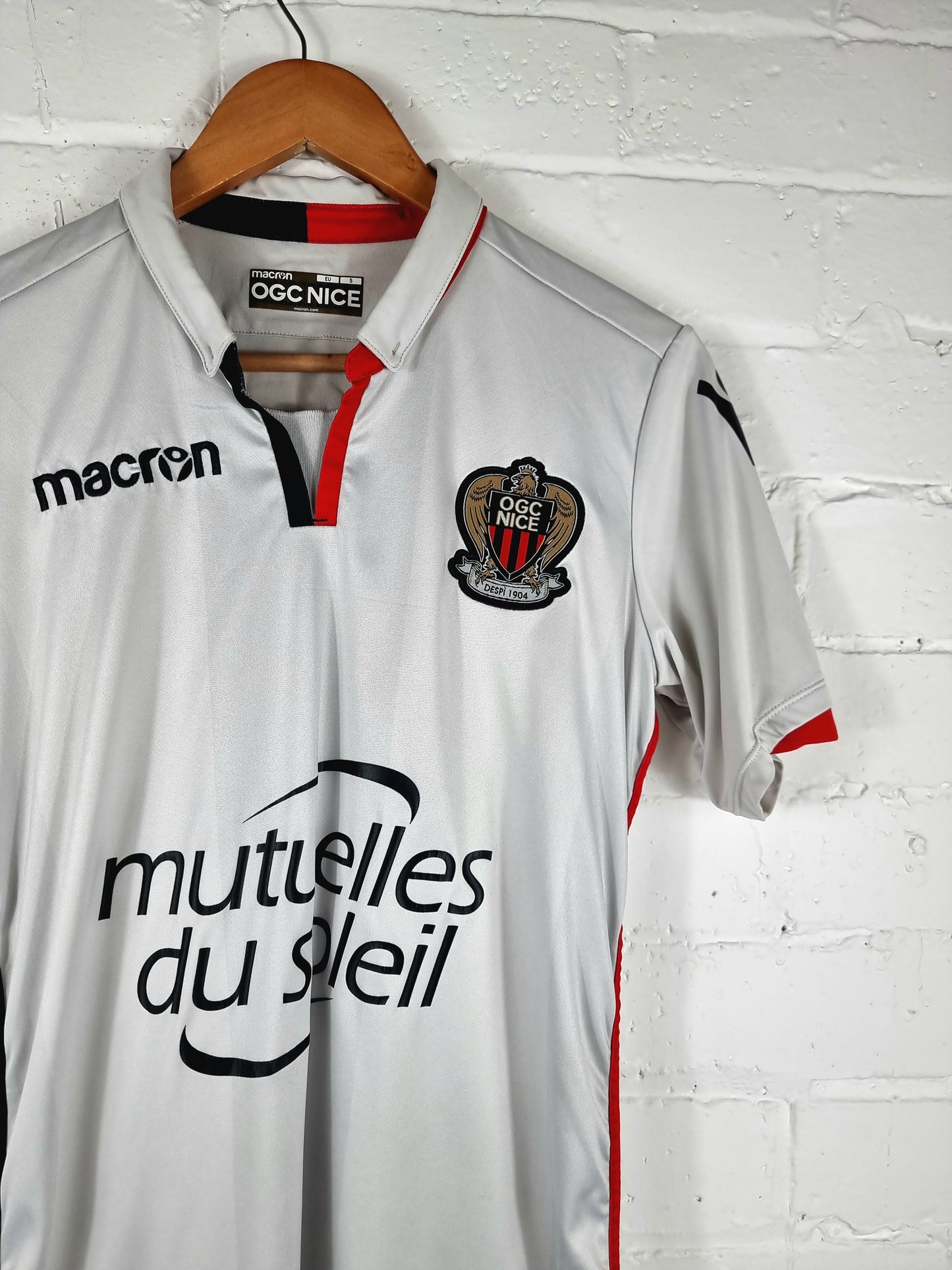 Macron OGC Nice 2017/18 'Balotelli 9' Away Shirt Small
