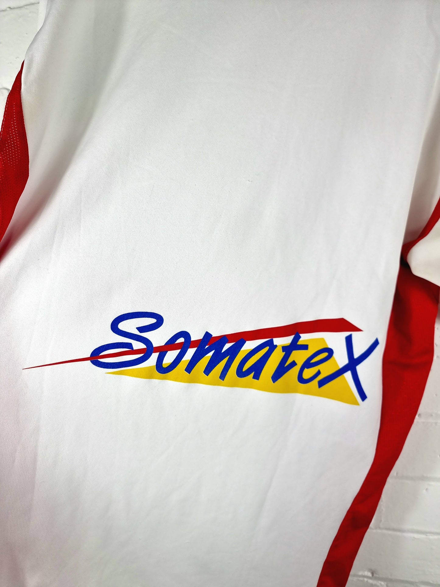 Puma Stade Brestois 2005/06 Signed Home Shirt Large