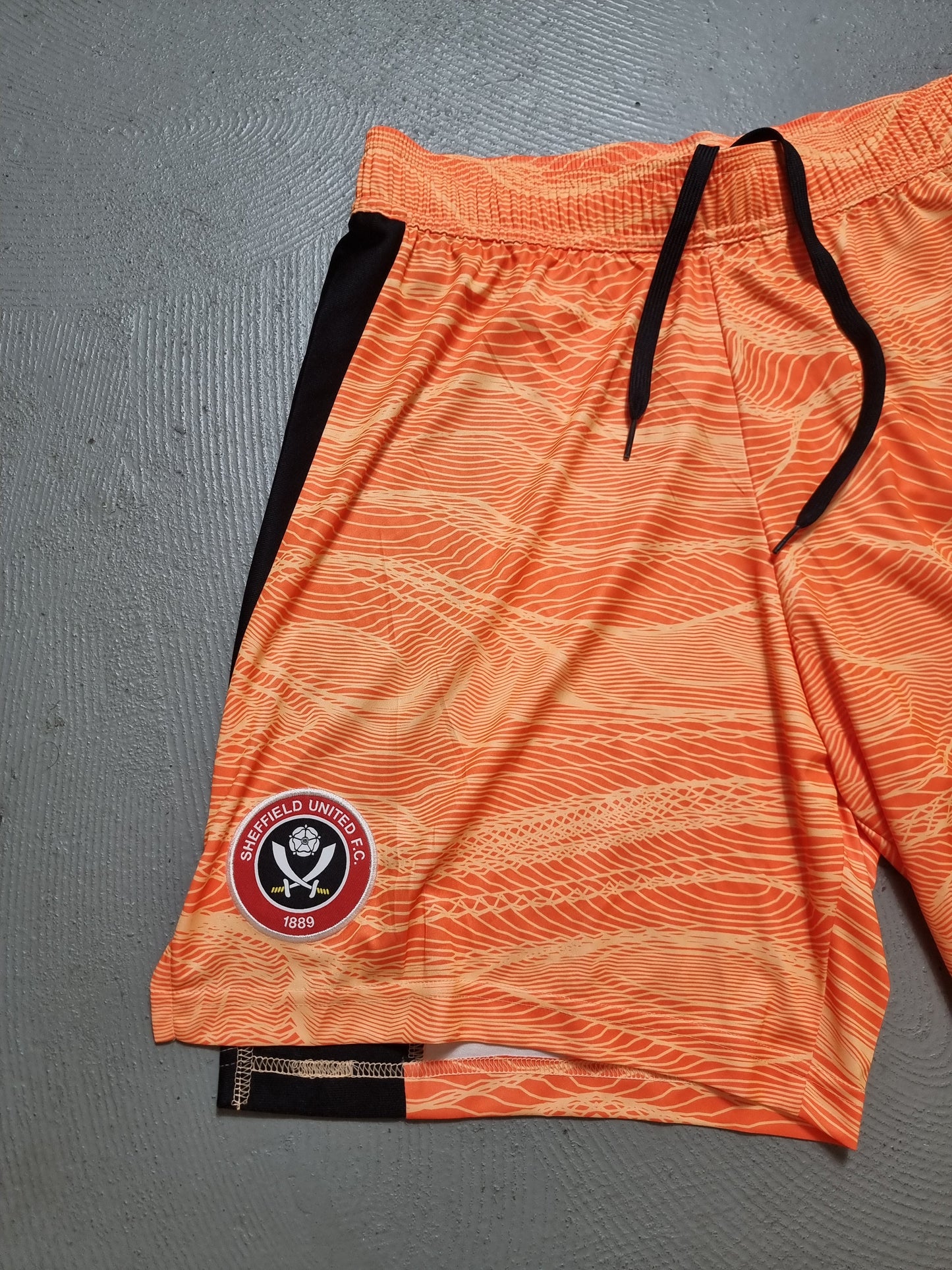 Adidas Sheffield United 2021/22 '18 (Foderingham)' Goalkeeper Shorts Large