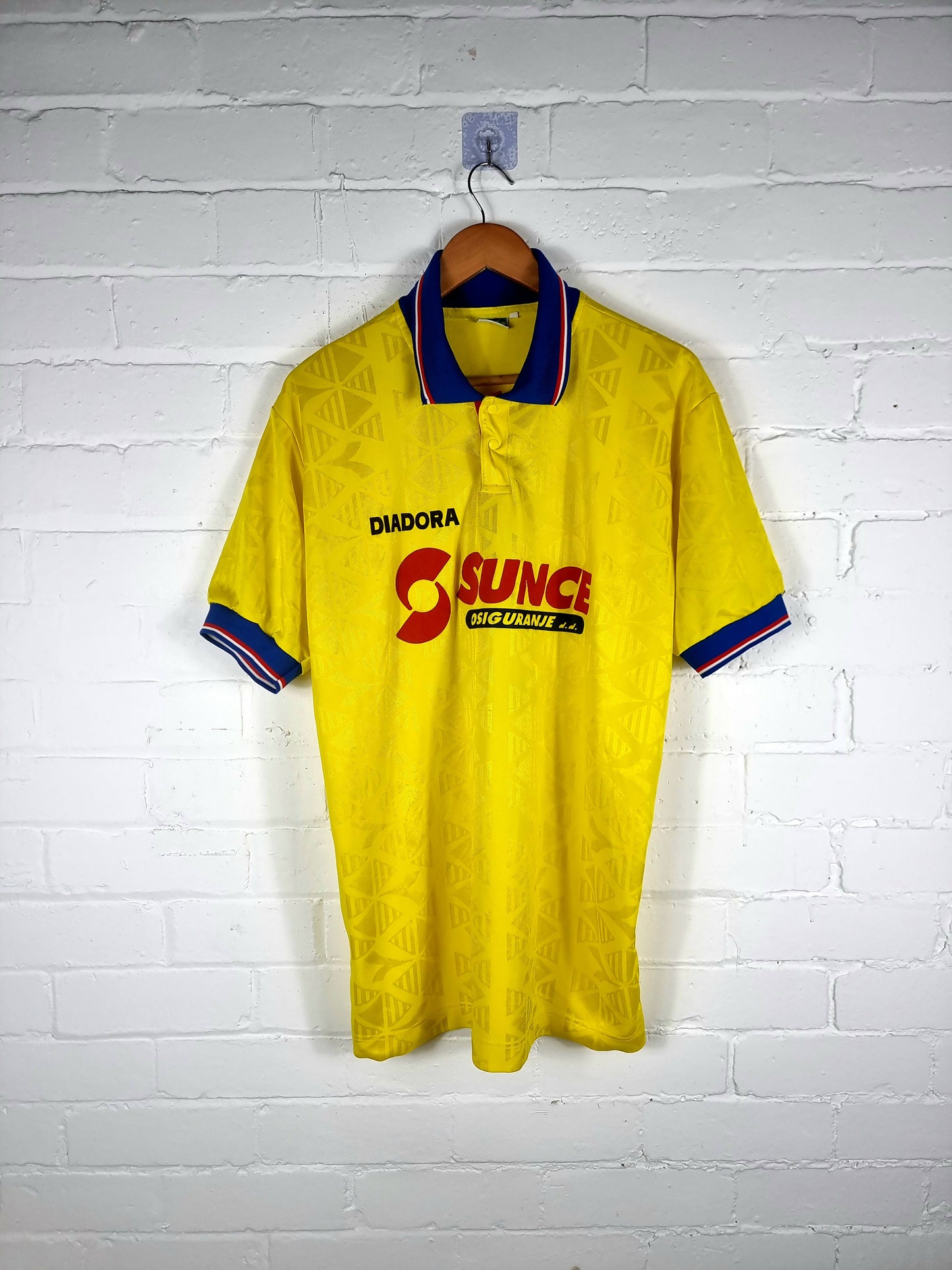 Diadora 1990s Croatian Football Shirt XL