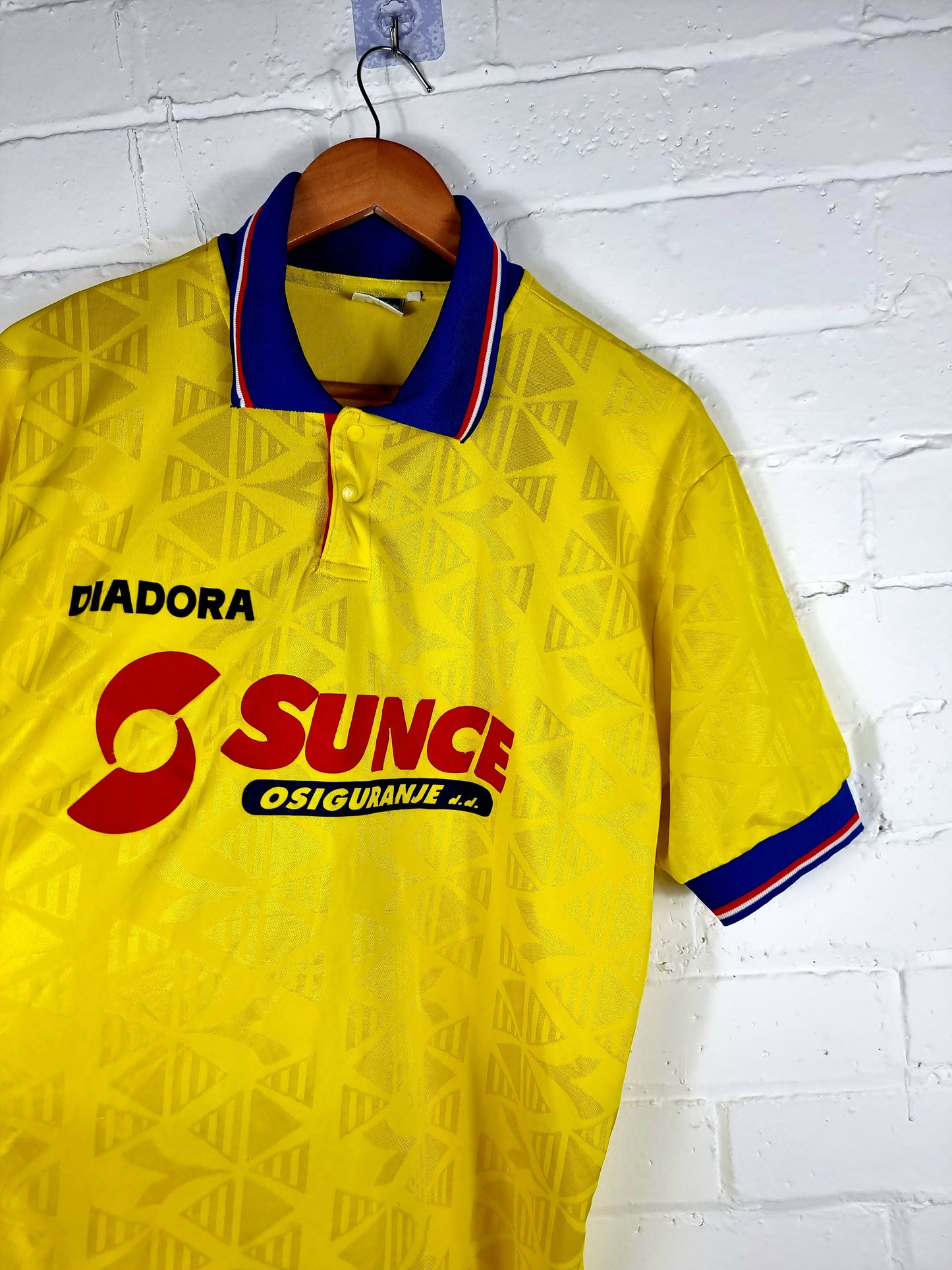 Diadora 1990s Croatian Football Shirt XL
