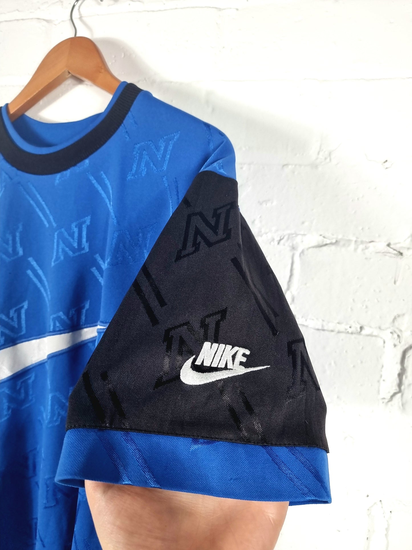 Nike Premier 1990s Vintage Sports Training Shirt Medium