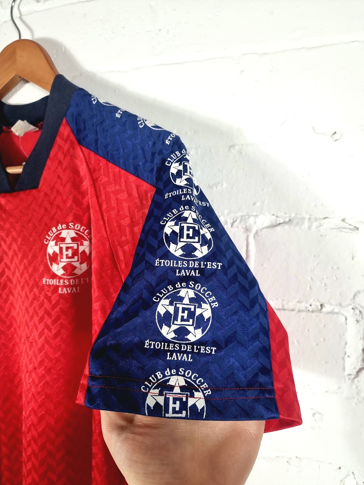Presidio Club de Soccer E'Toiles De L'Est Laval 1990s Football Shirt Small