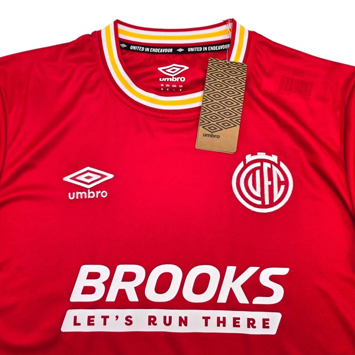 2025/26 Cambridge United Goal Keeper Football Shirt (M) Umbro (BNWTs)
