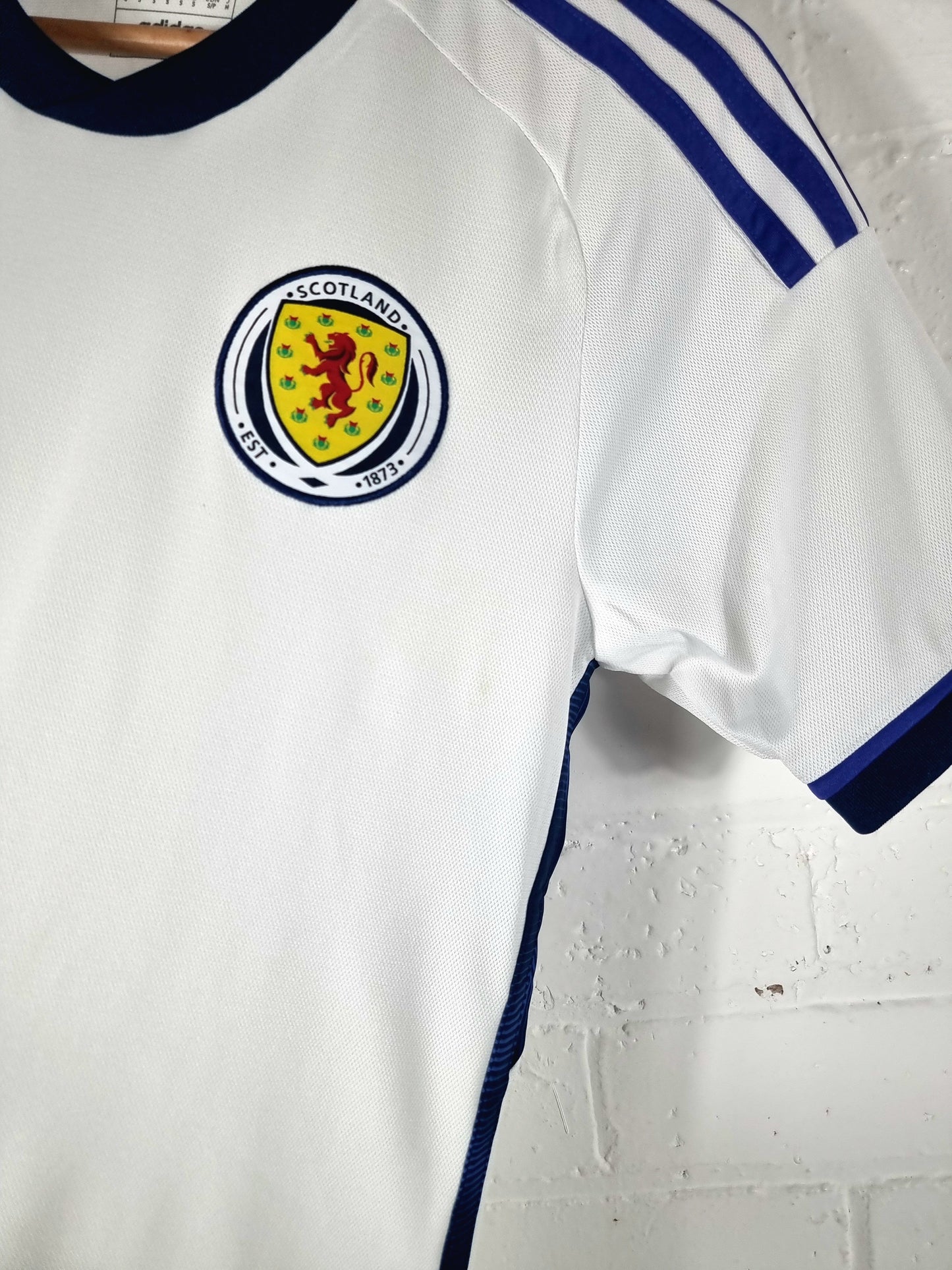 Adidas Scotland 2022/23 Away Shirt Small
