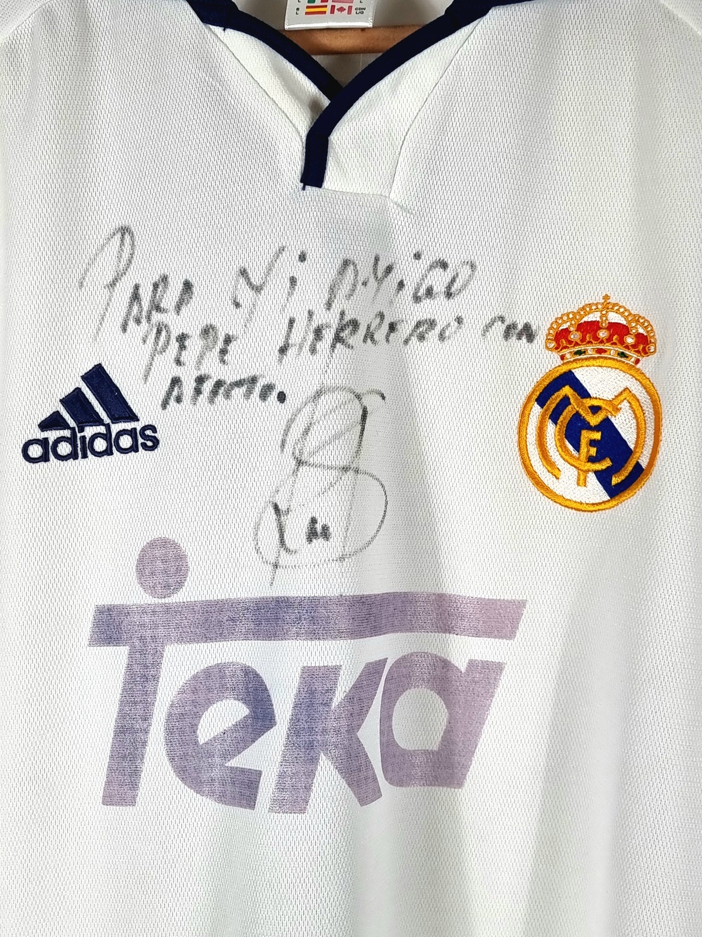 Adidas Real Madrid 2000/01 'Raul 7' Signed Home Shirt Large
