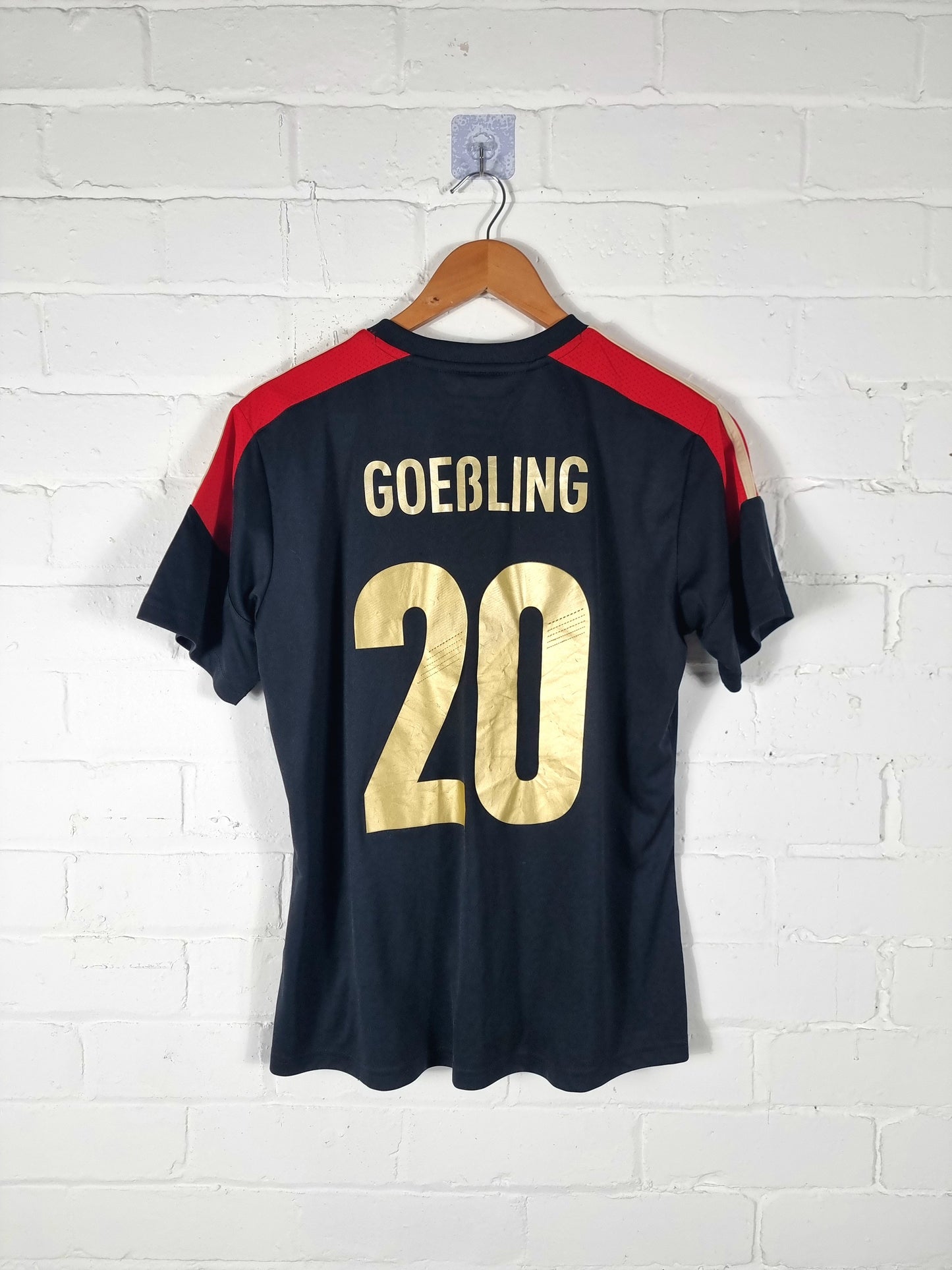 Adidas Germany 2013/14 'Goeßling 20' Women's Away Shirt Large