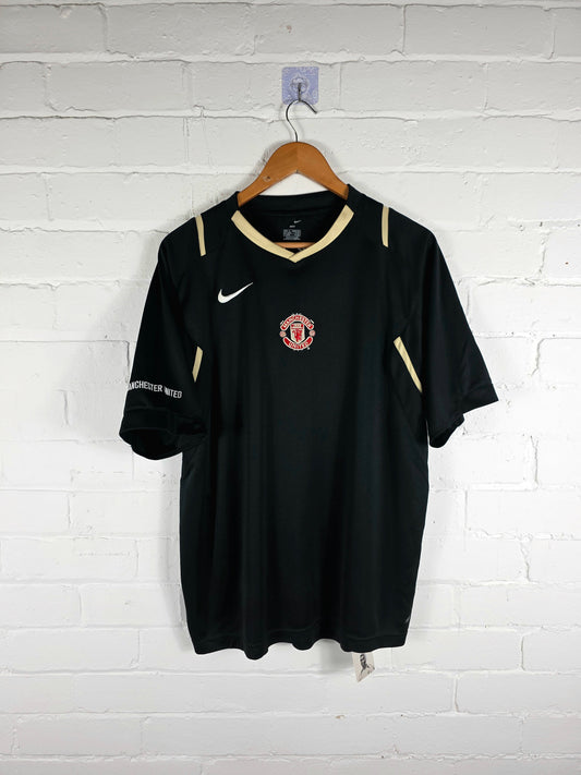 Nike Manchester United 2006/07 Training Shirt Large