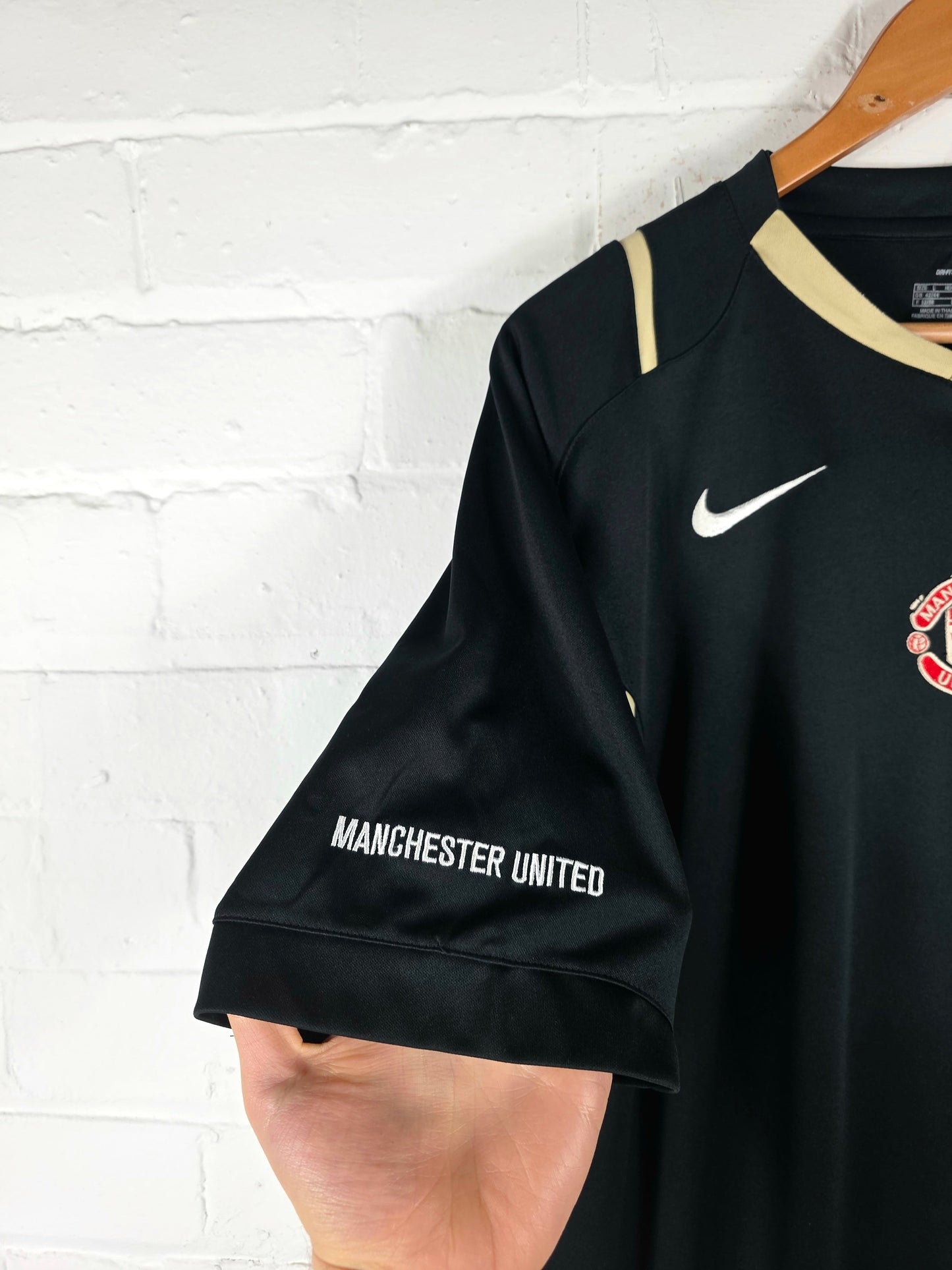 Nike Manchester United 2006/07 Training Shirt Large