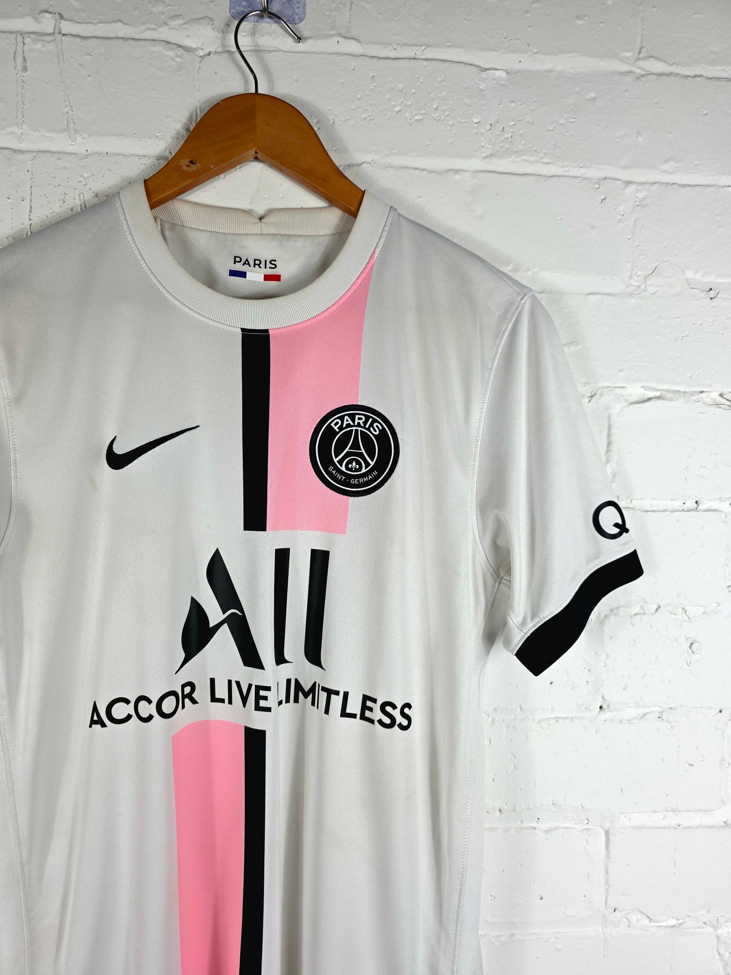 Nike PSG 2021/22 'Messi 30' Away Shirt Small
