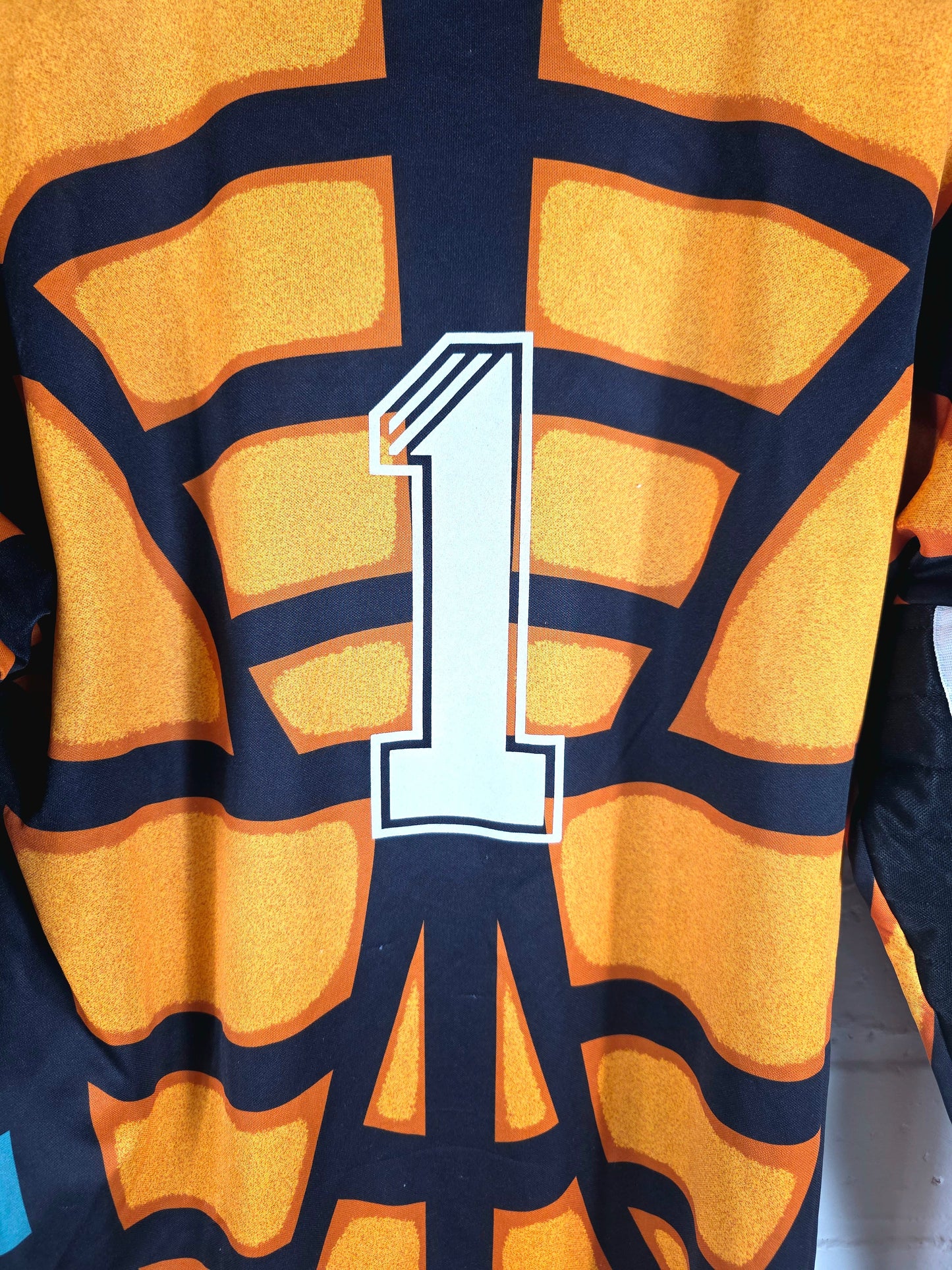 Adidas 1995/96 Vintage Long Sleeve Goalkeeper Template Shirt Small