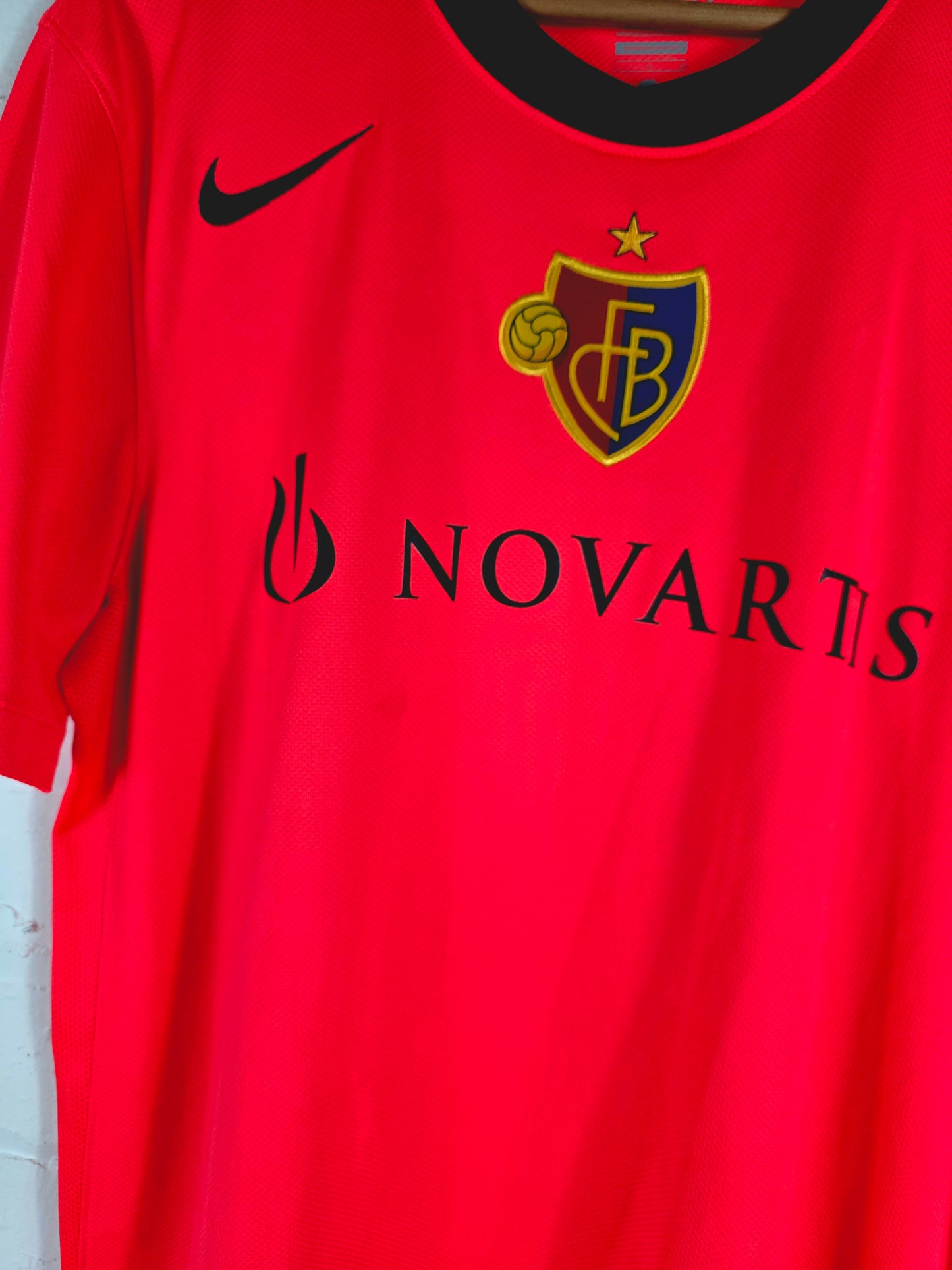 Nike FC Basel 2011/12 Away Shirt Large