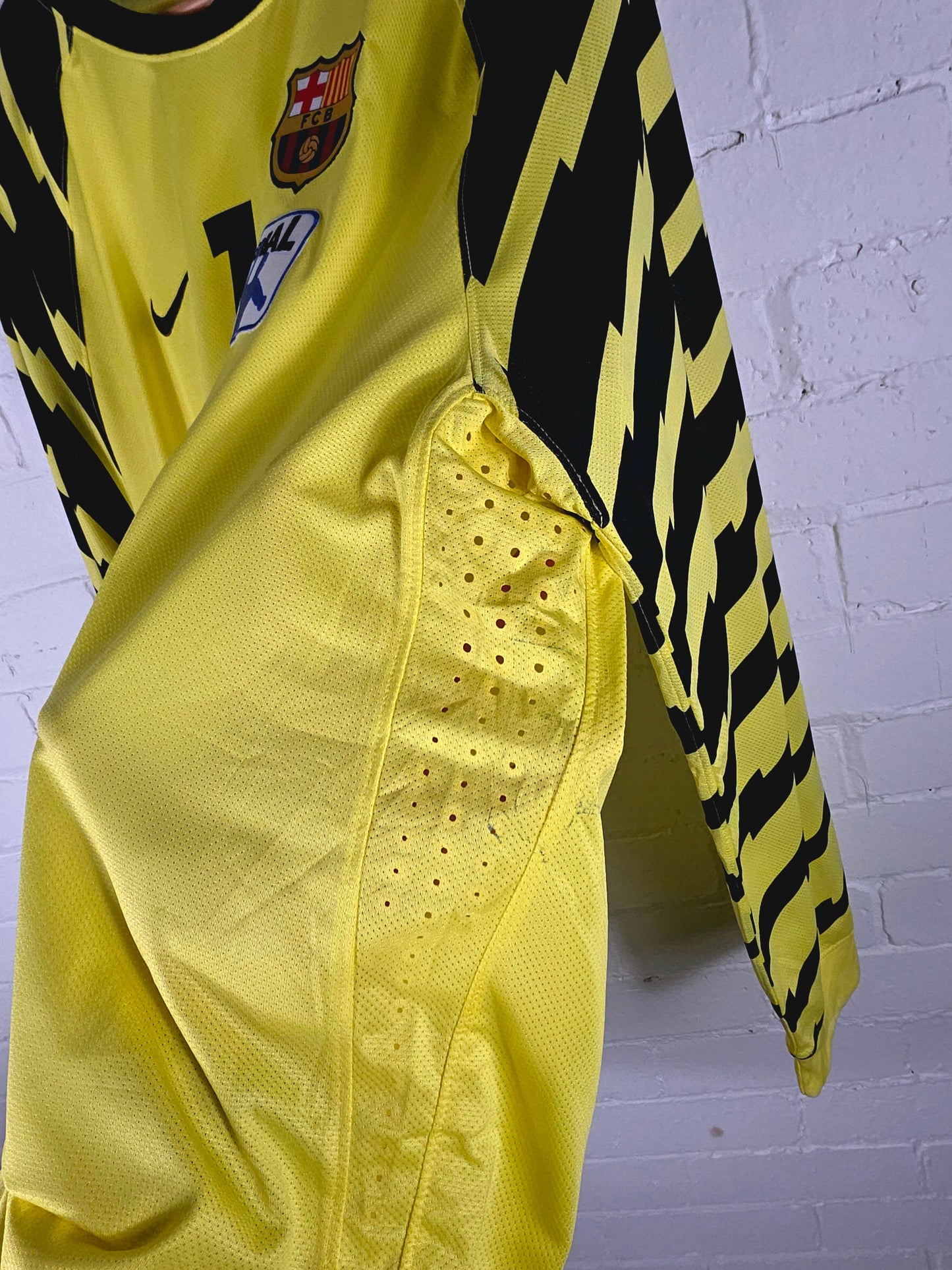 Nike Barcelona 2010/11 'Sjostrand 1' Long Sleeve Match Issue Handball Goalkeeper Shirt XXL