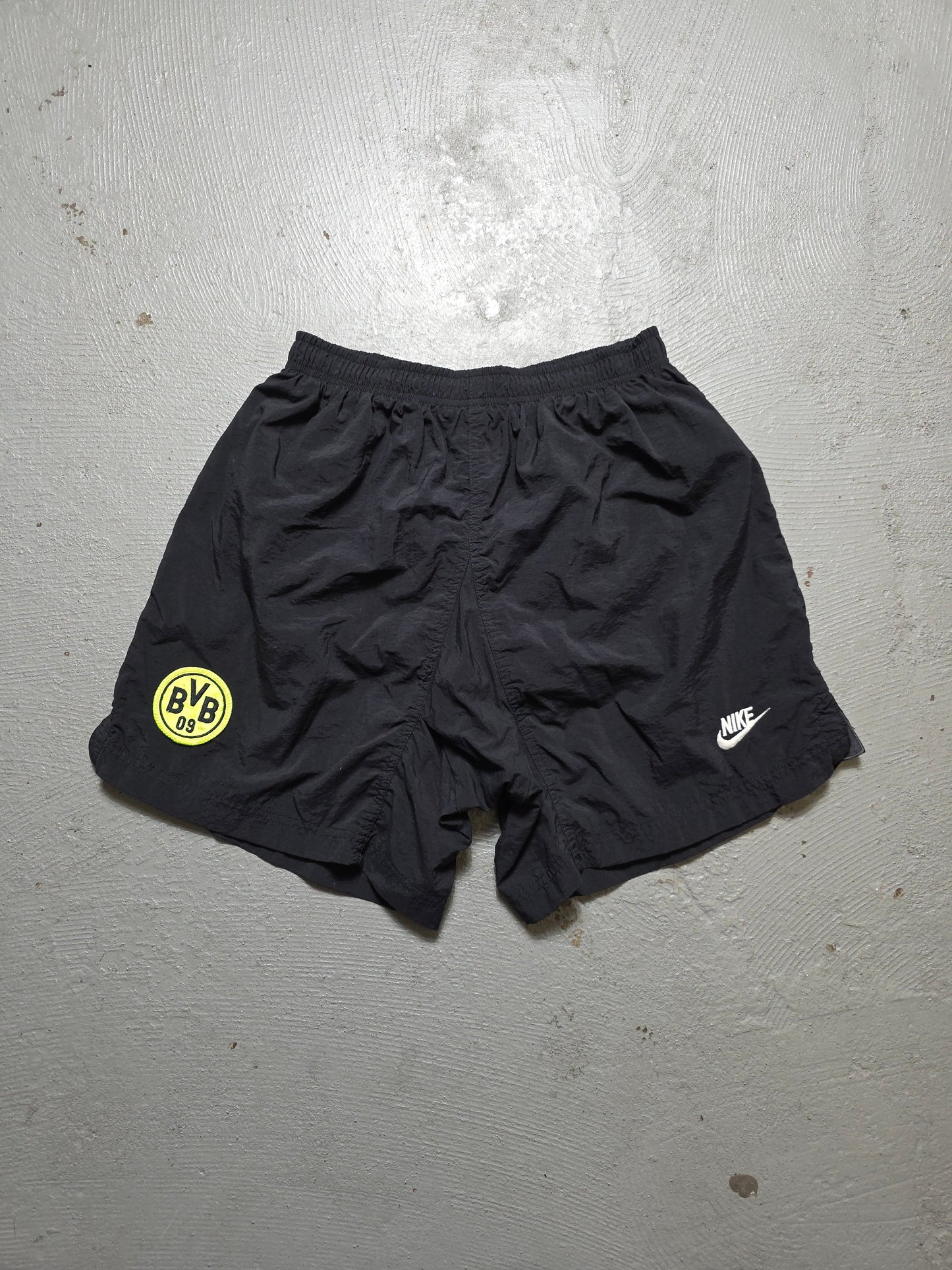 Nike Borussia Dortmund 1996/97 Training Shorts Medium
