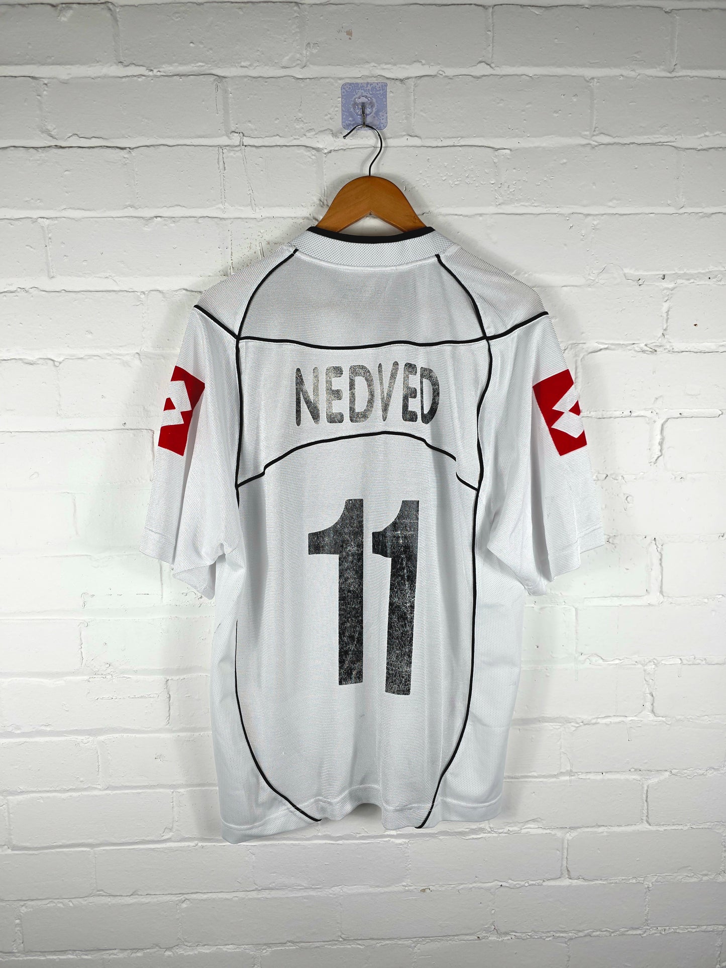 Lotto Juventus 2002/03 'Nedved 11' Away Shirt Large