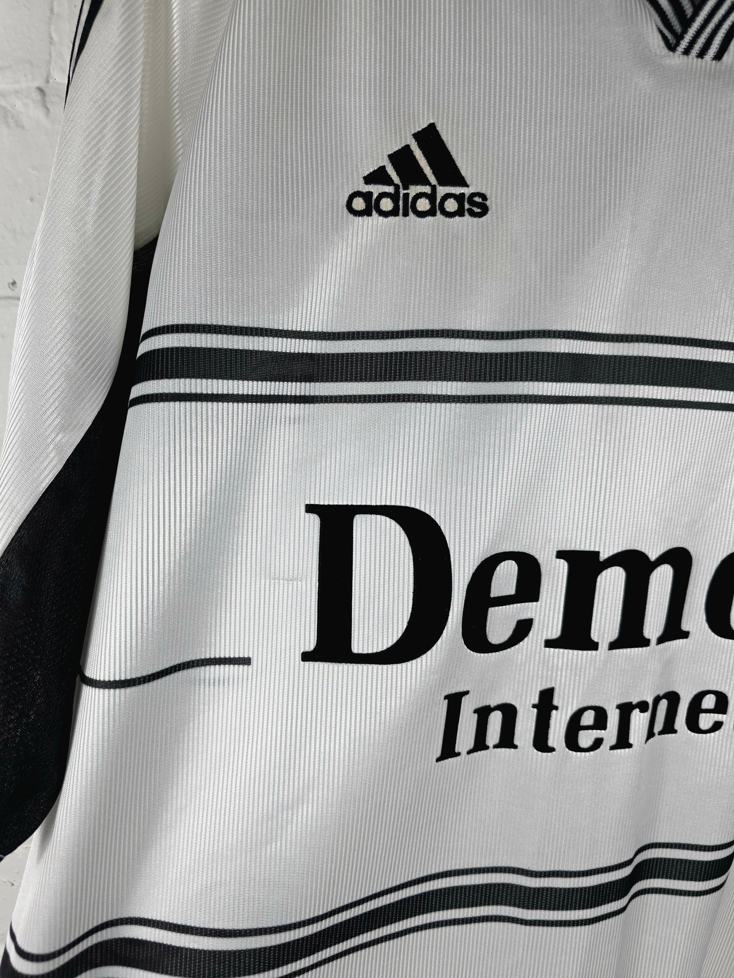 Adidas Fulham 1999/2001 Home Shirt Large