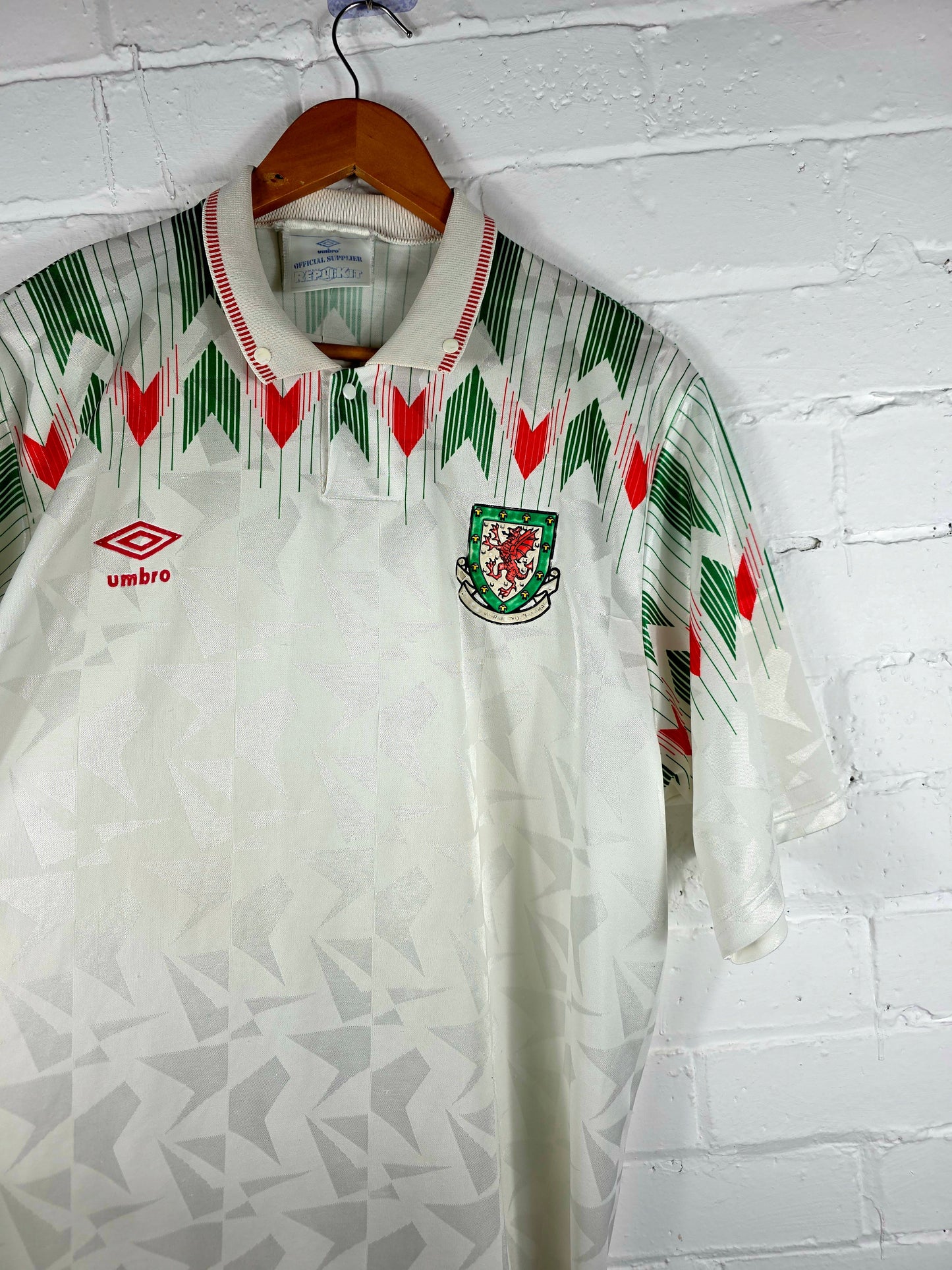 Umbro Wales 1990/92 Away Shirt XL
