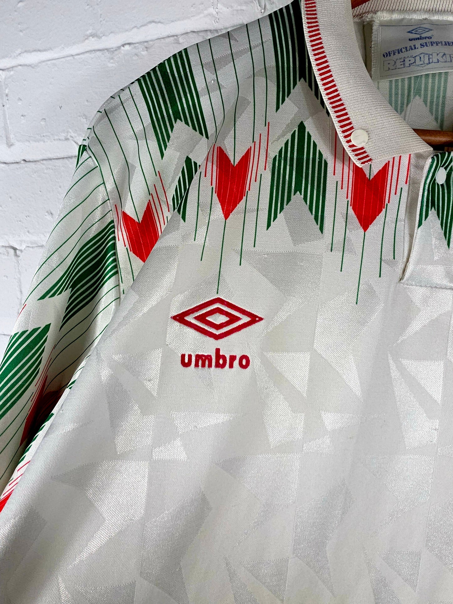 Umbro Wales 1990/92 Away Shirt XL