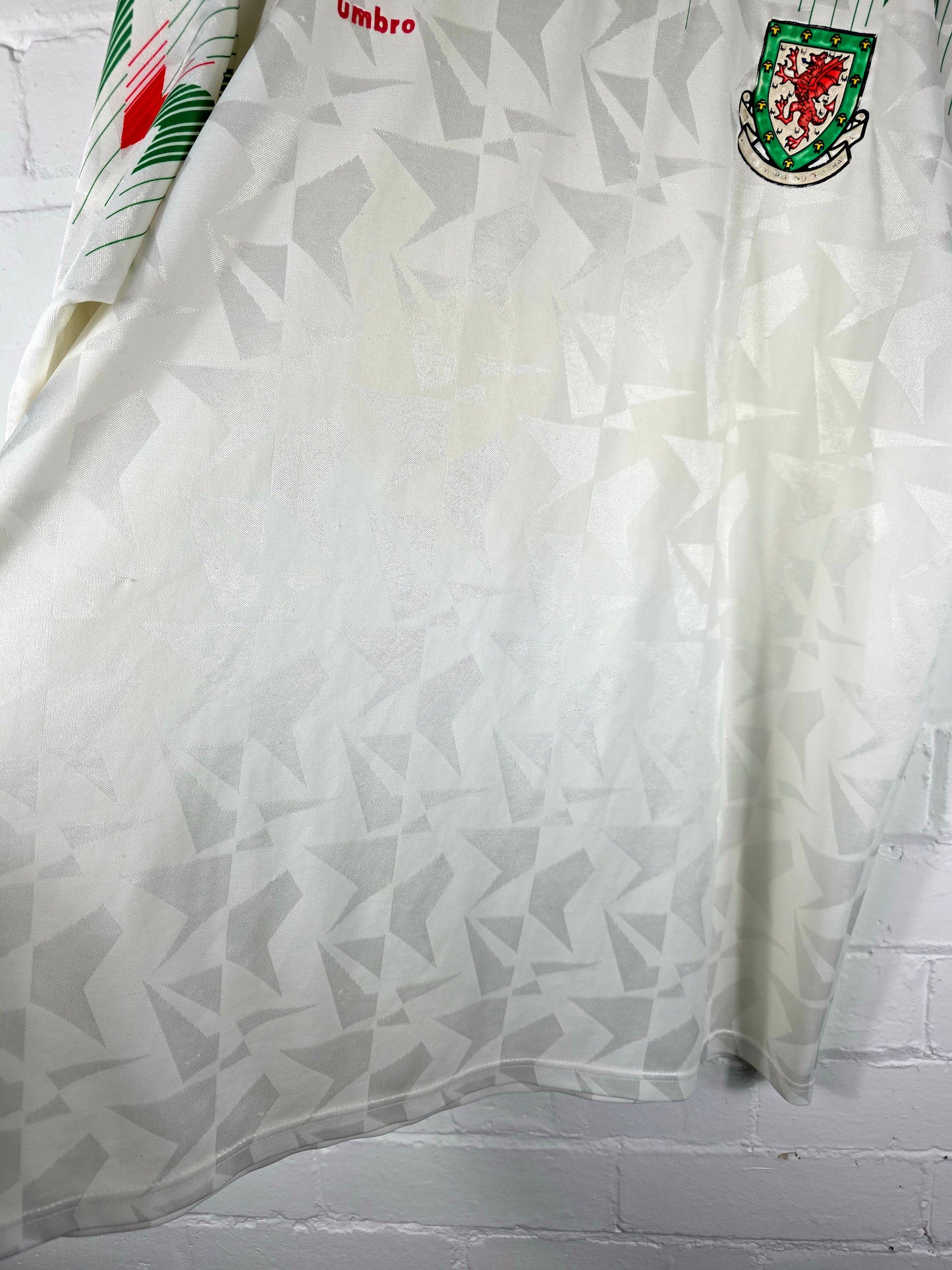 Umbro Wales 1990/92 Away Shirt XL