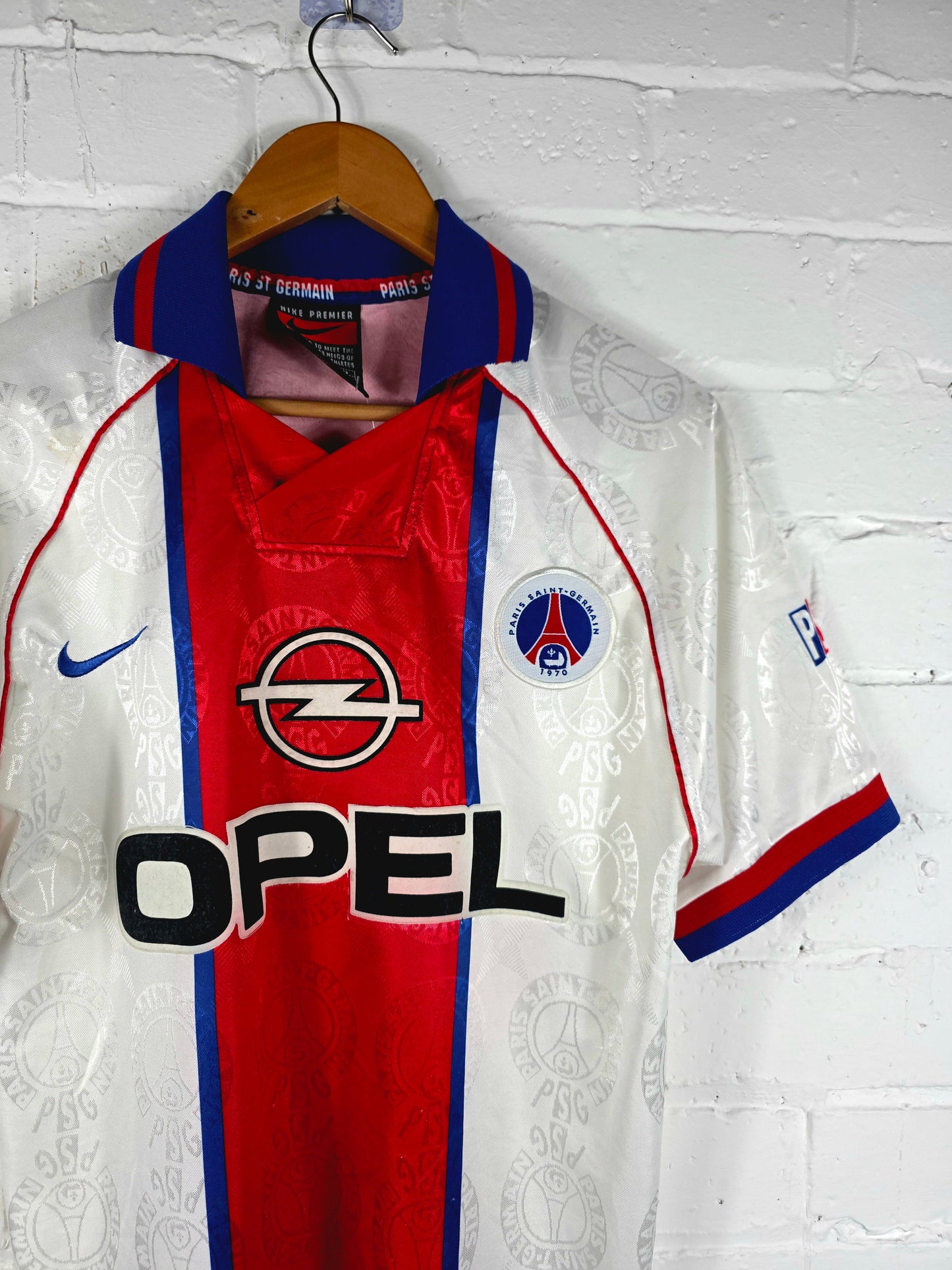 Nike PSG 1996/97 Away Shirt Small