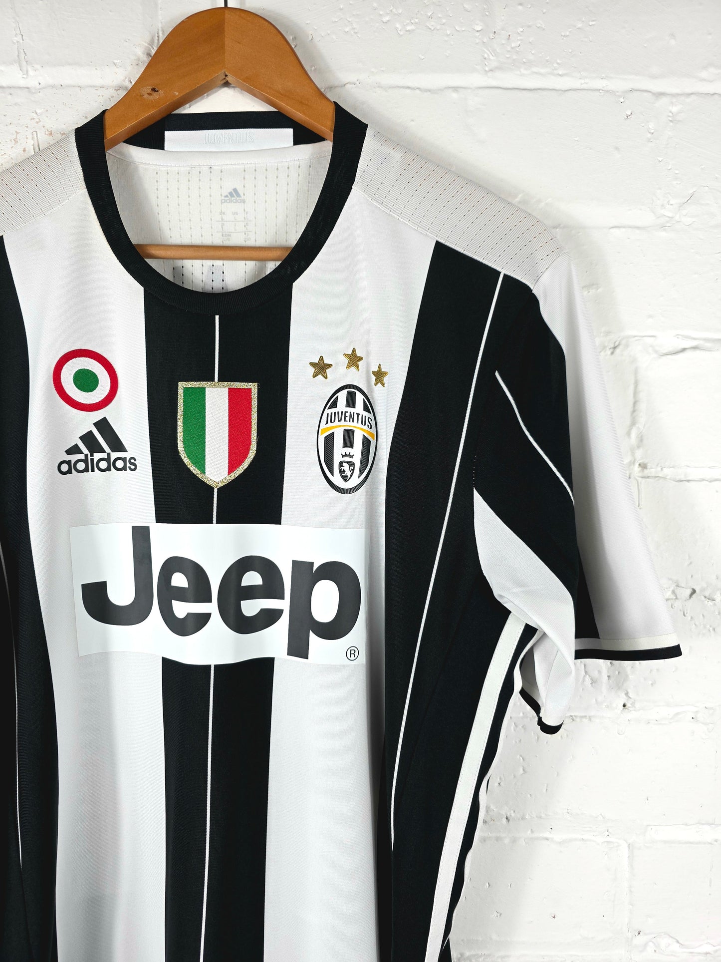 Adidas Juventus 2016/17 'Dani Alves 23' Signed Player Spec Home Shirt Large