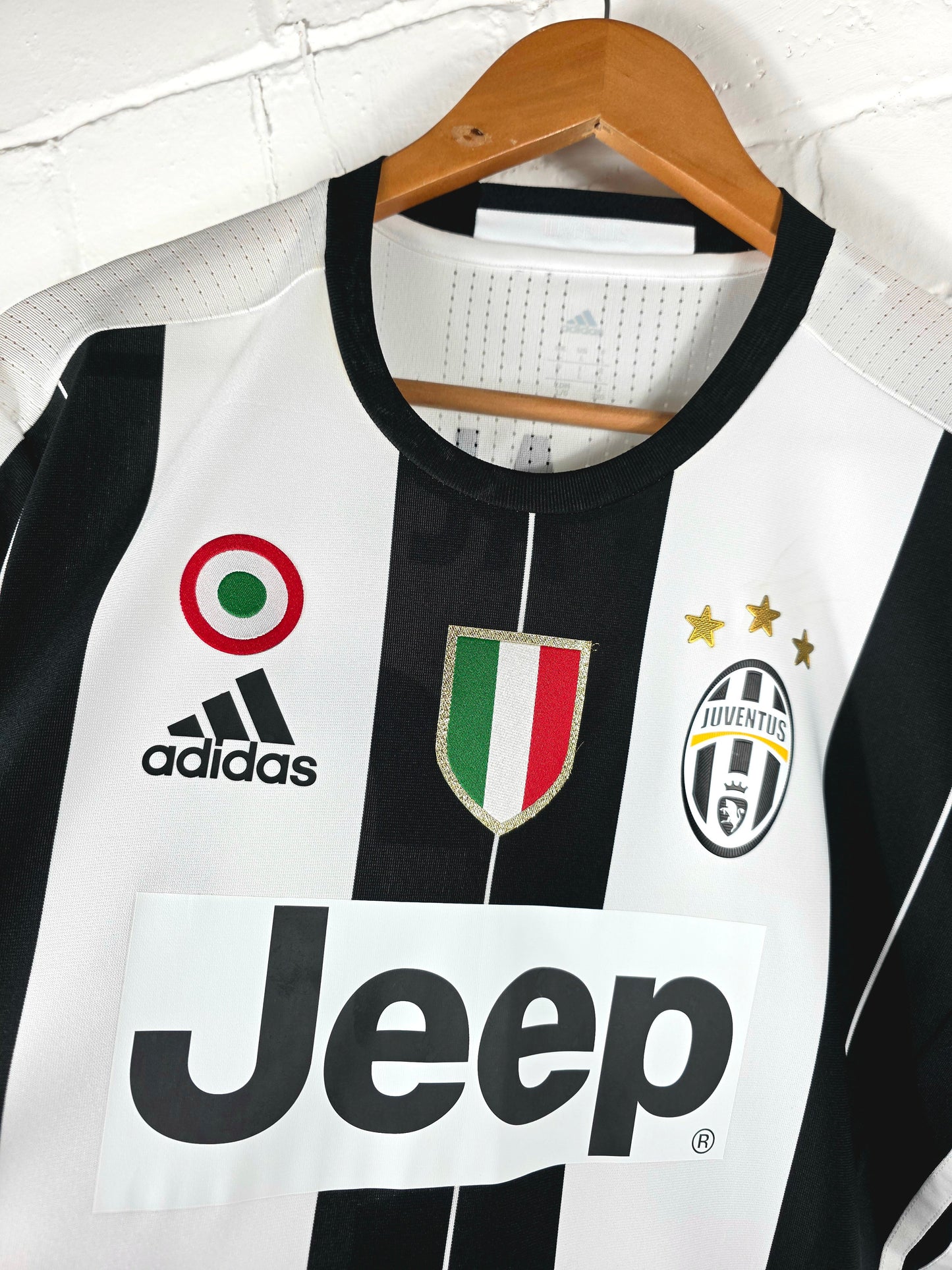 Adidas Juventus 2016/17 'Dani Alves 23' Signed Player Spec Home Shirt Large