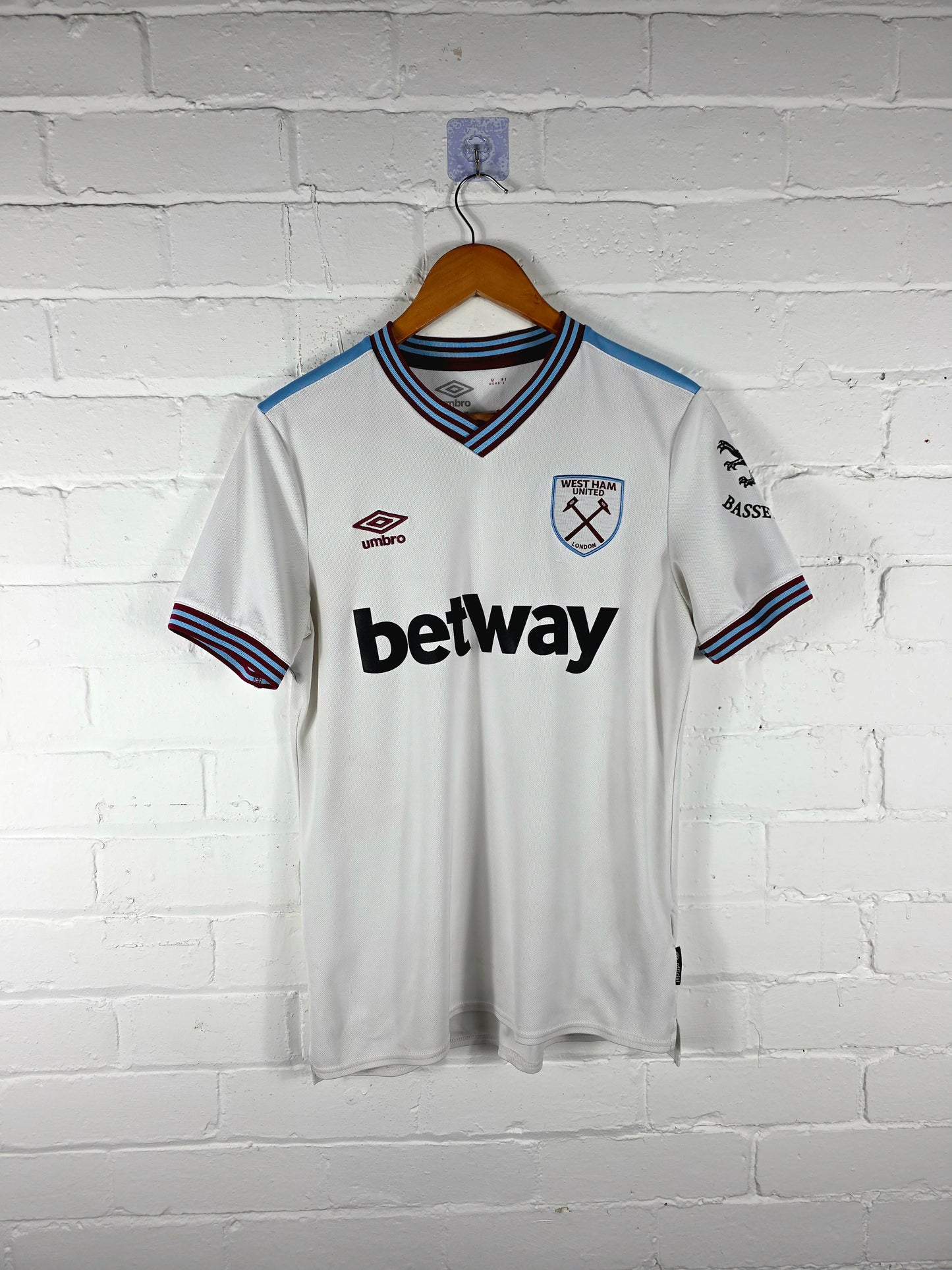 Umbro West Ham United 2019/20 Away Shirt Medium