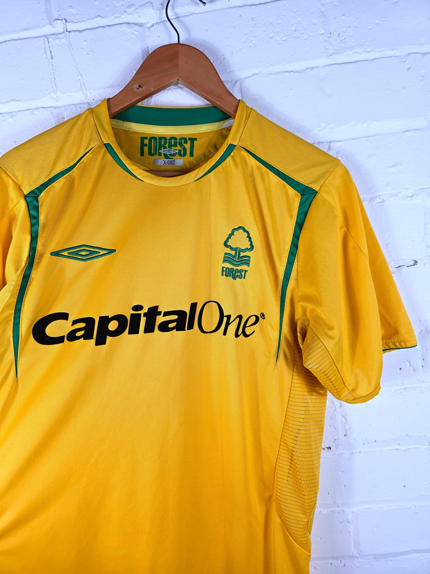 Umbro Nottingham Forest 2005/06 Away Shirt Large