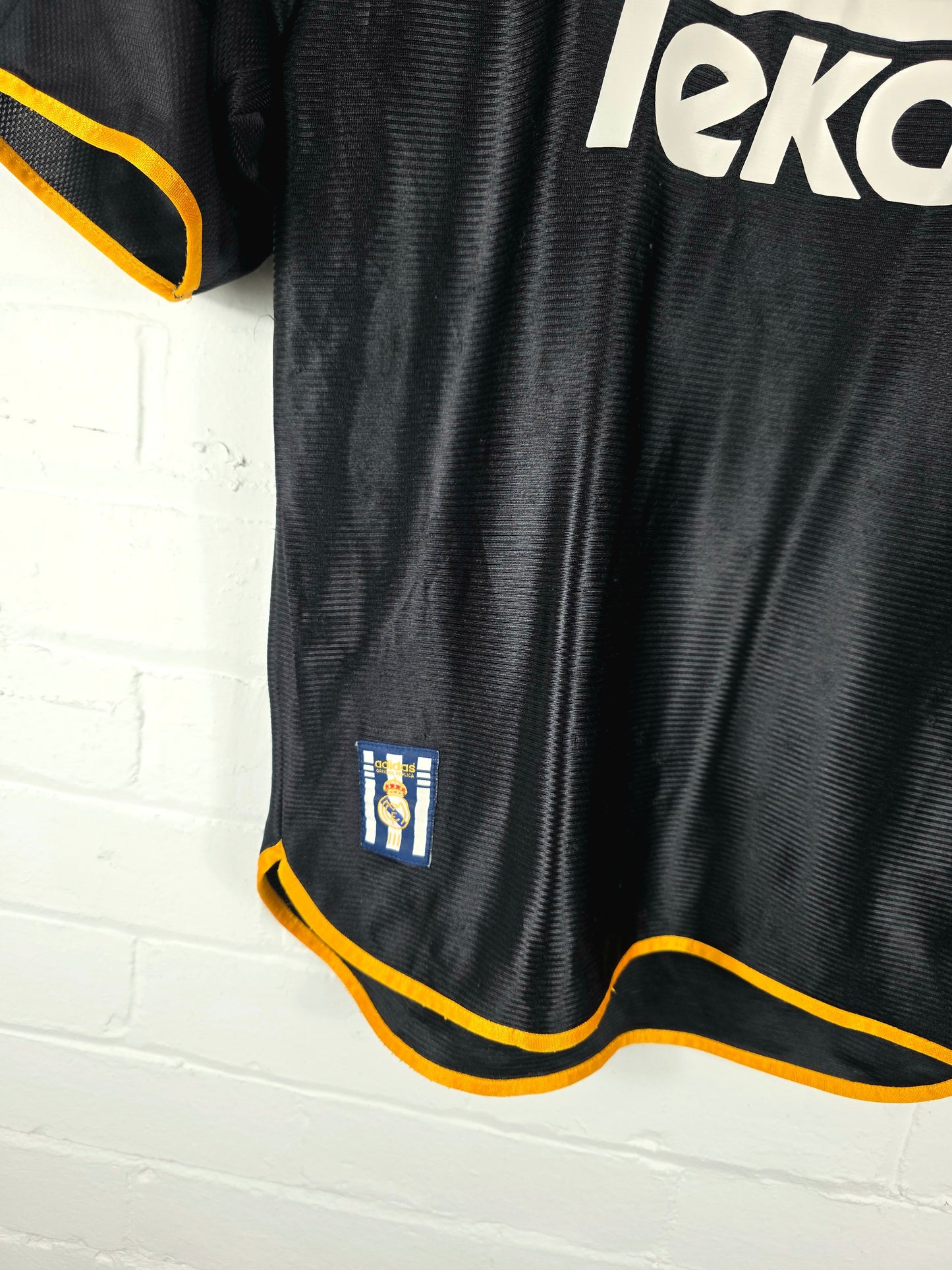 Adidas Real Madrid 1999/01 Away Shirt Medium
