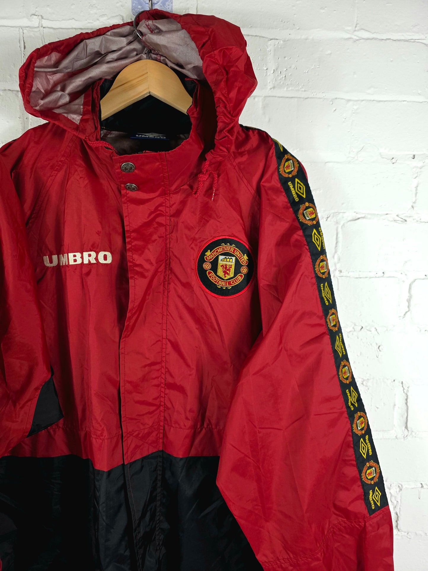 Umbro Manchester United 1996/97 Windbreaker Jacket Large