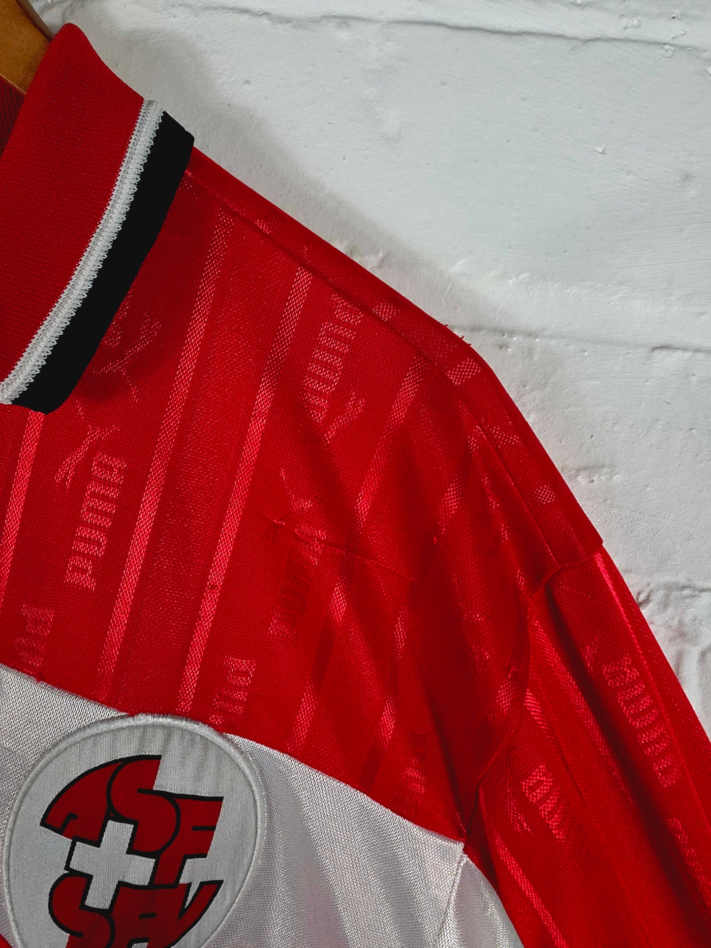 Puma Switzerland 1998/00 Home Shirt Large