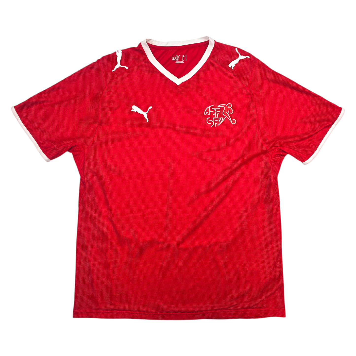 2008/10 Switzerland Home Football Shirt (L) Puma