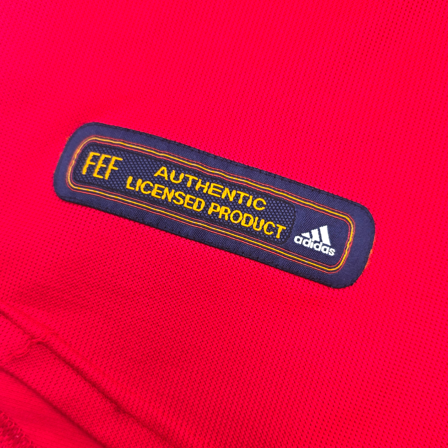 2000/02 Spain Home Football Shirt (XL) Adidas #4 Guardiola