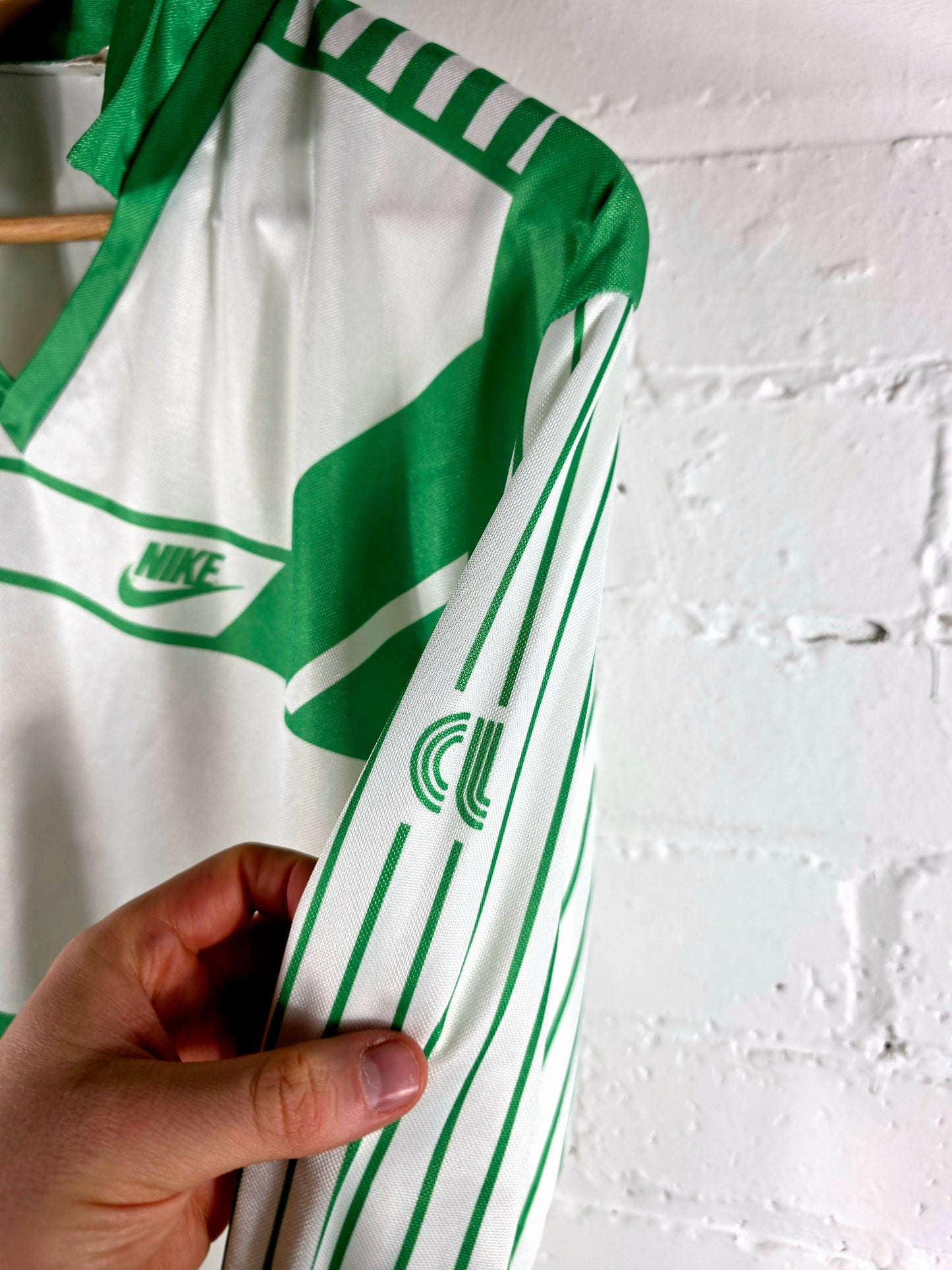 Nike 1990s Vintage Long Sleeve Template Shirt Large